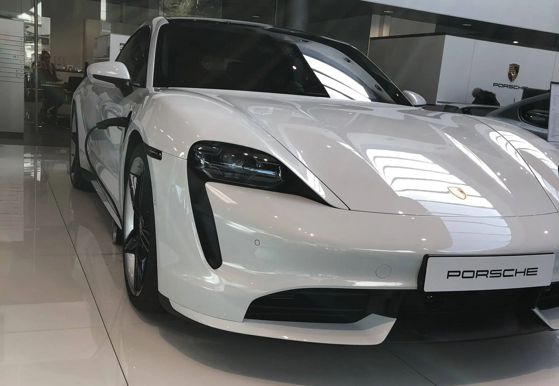 Porsche Taycan Taycan Waiting Room: Who has ordered and a delivery date? 77F70157-6E9D-4152-86EC-3E1F00DF242E