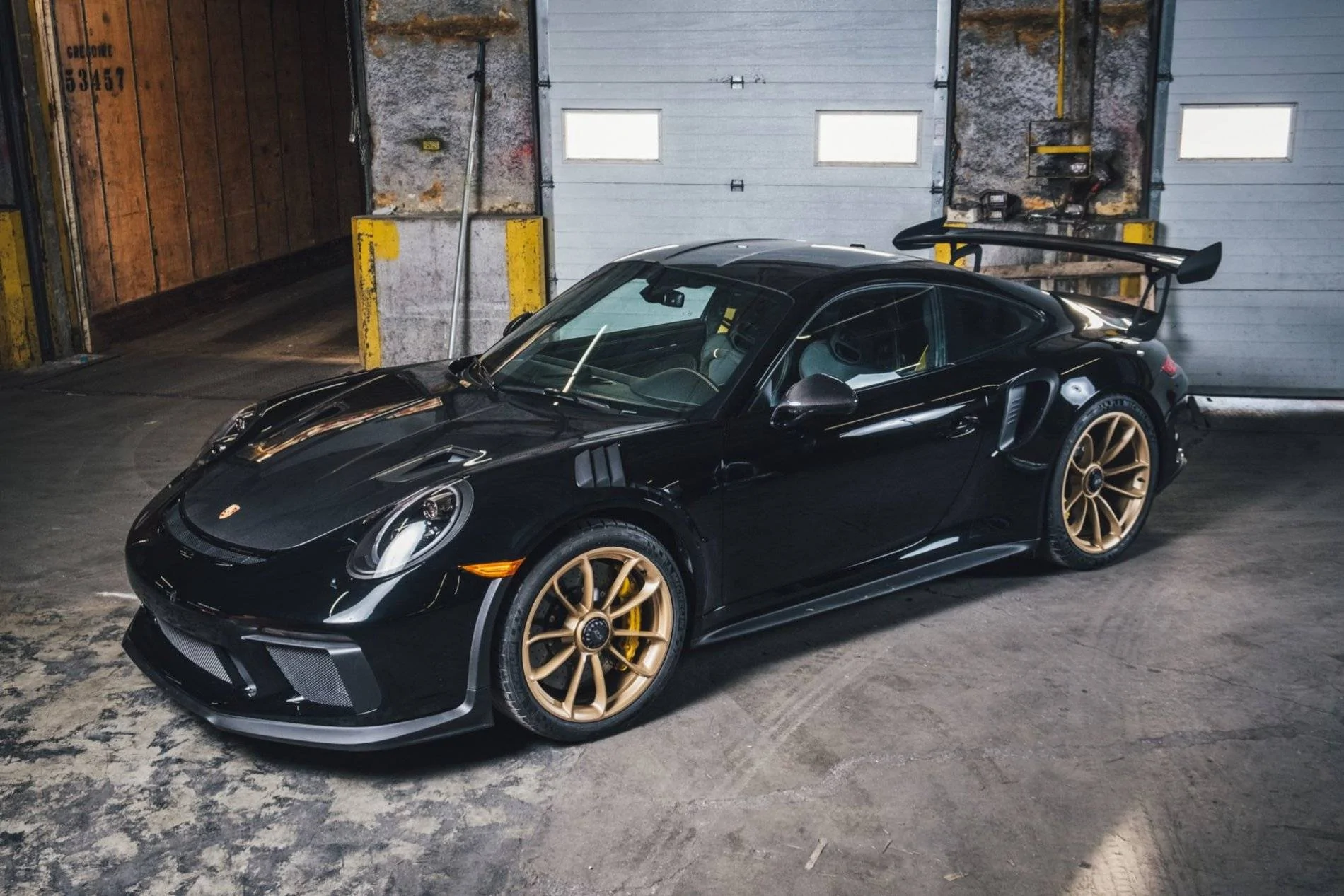 Porsche Taycan Satin Aurum Wheels 2019_porsche_911_gt3__T8K5AlI