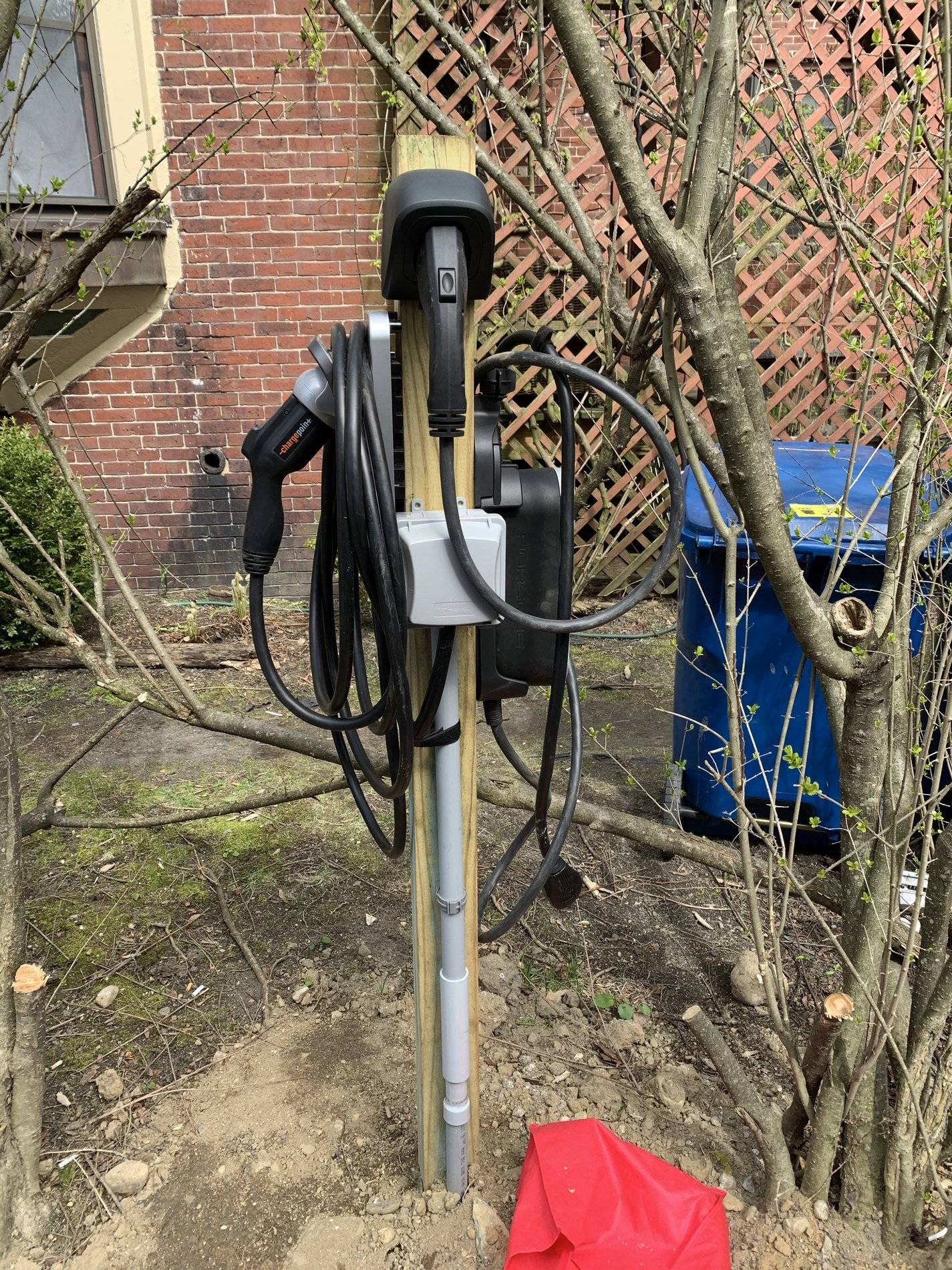 Porsche Taycan Setting up for charging in garage 96D1BC82-669C-486D-BE82-0A09D4077A5F