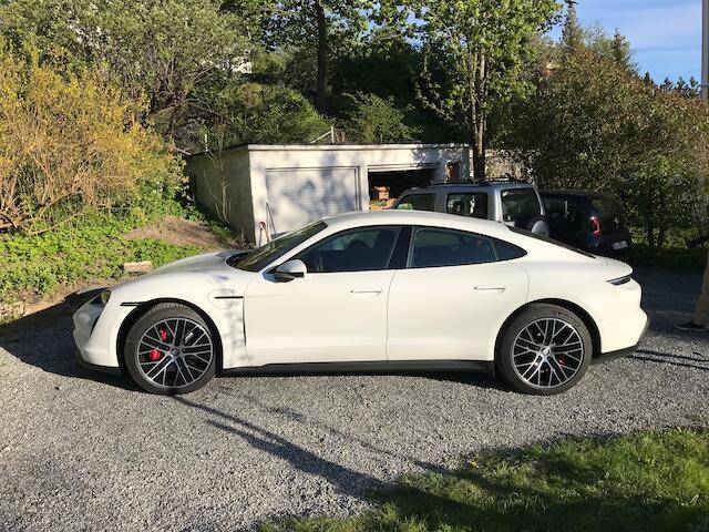 Porsche Taycan My pictures and experience with my Standard White 4S+ Side view 0730PM