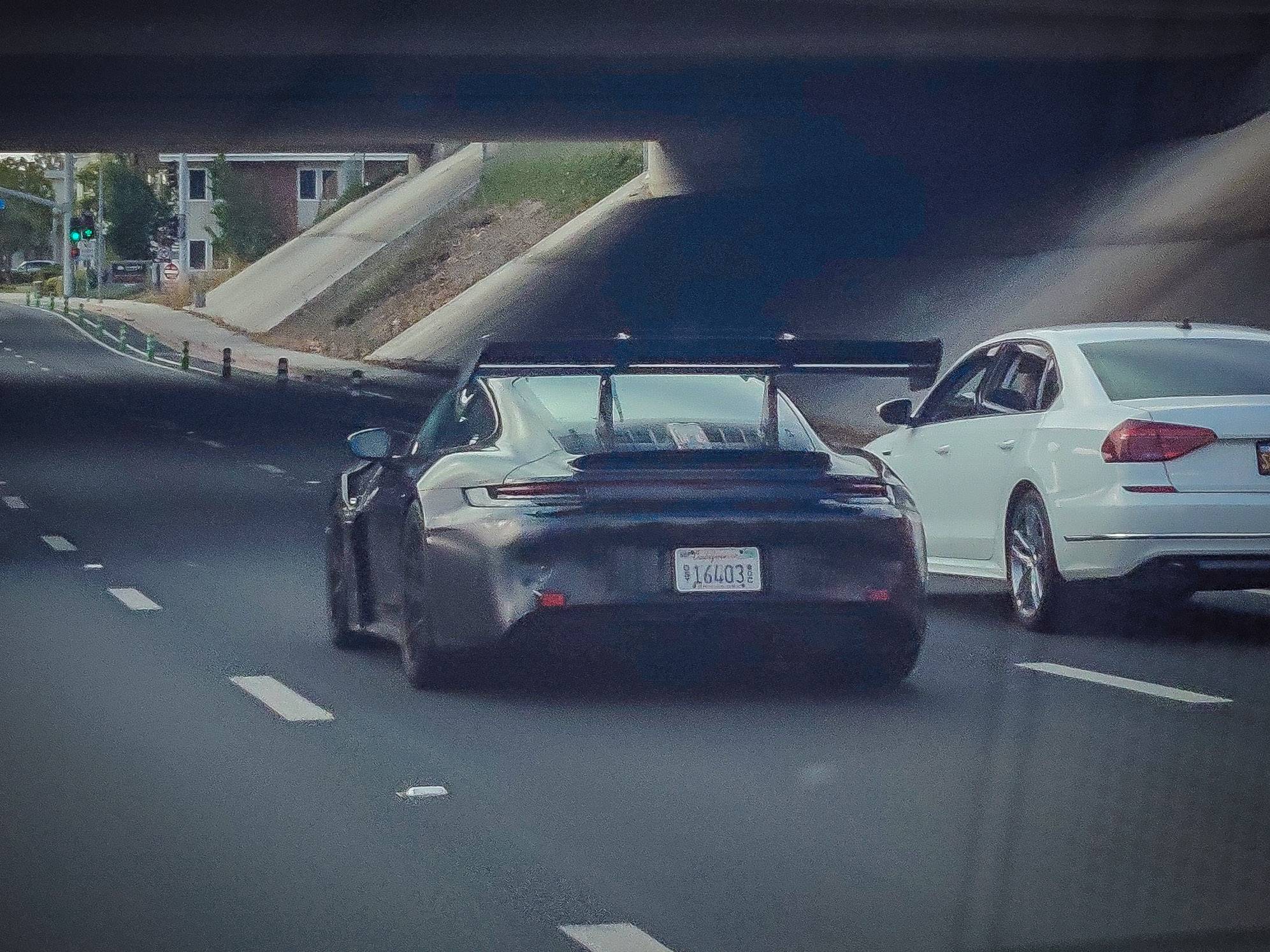 Porsche Taycan 992 GT3RS sighting? PSX_20220727_092127
