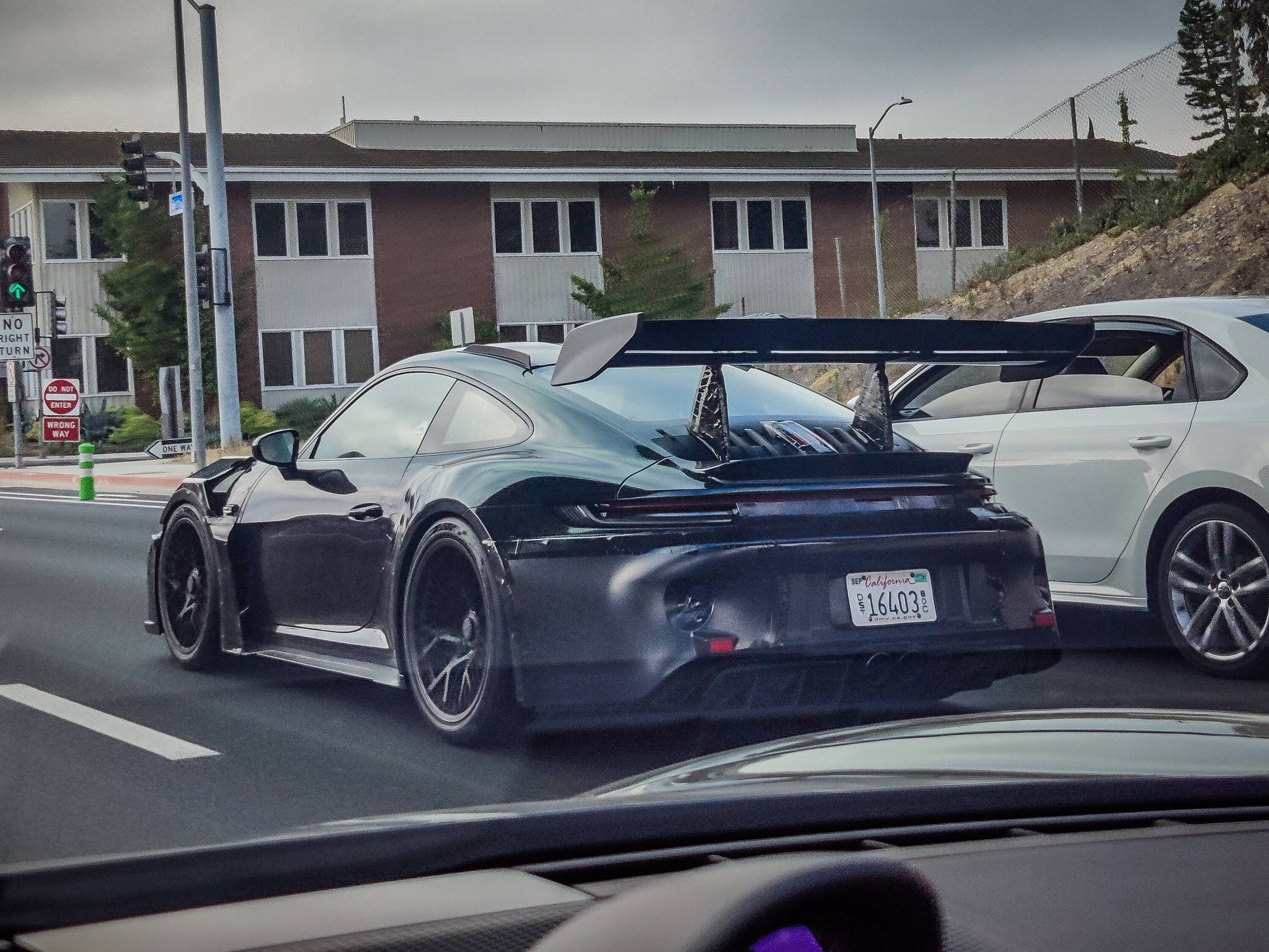 Porsche Taycan 992 GT3RS sighting? PSX_20220727_092045