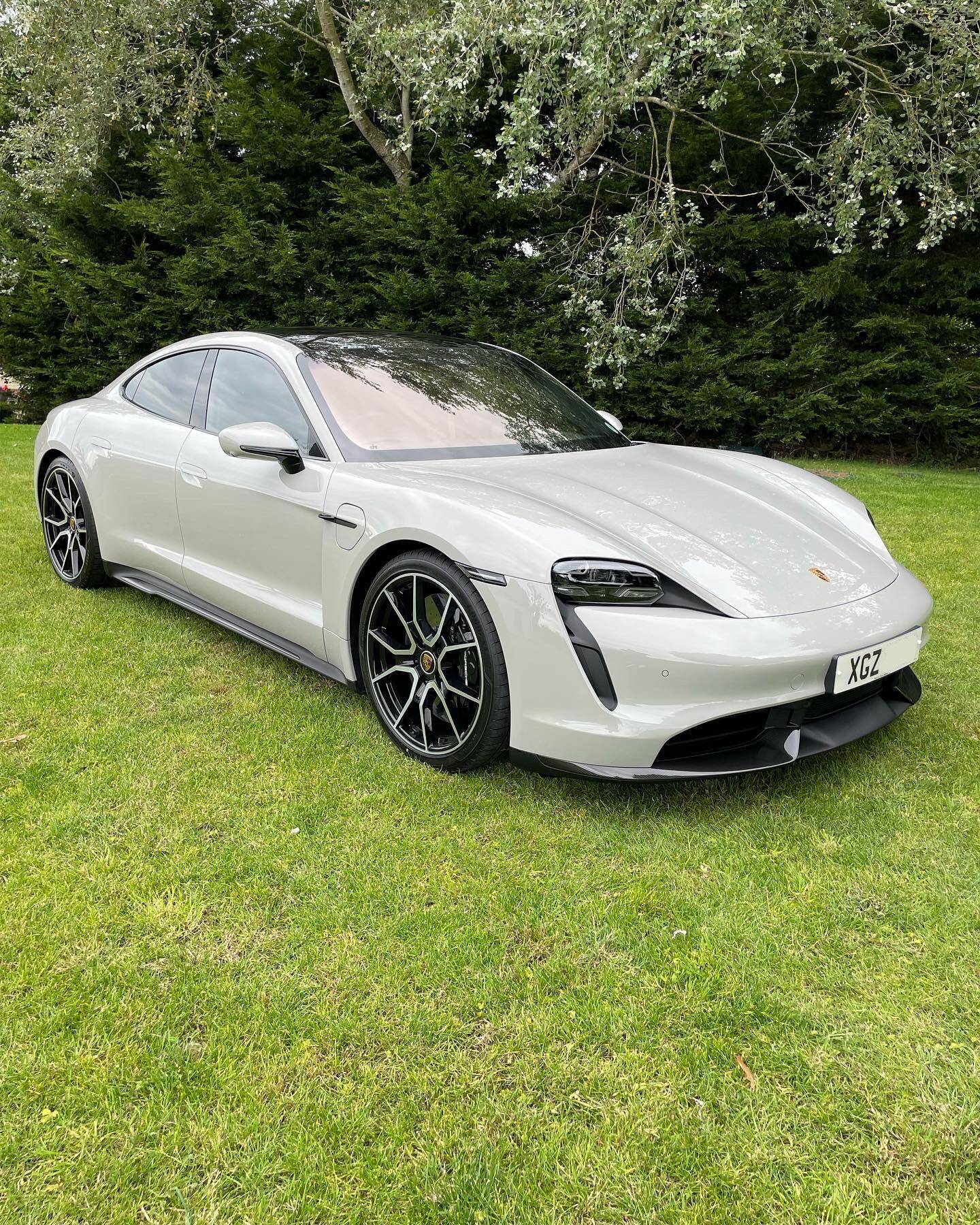 Porsche Taycan Delivered: Crayon Taycan Turbo S E6270CE9-701F-4EB6-833D-B2776924449B