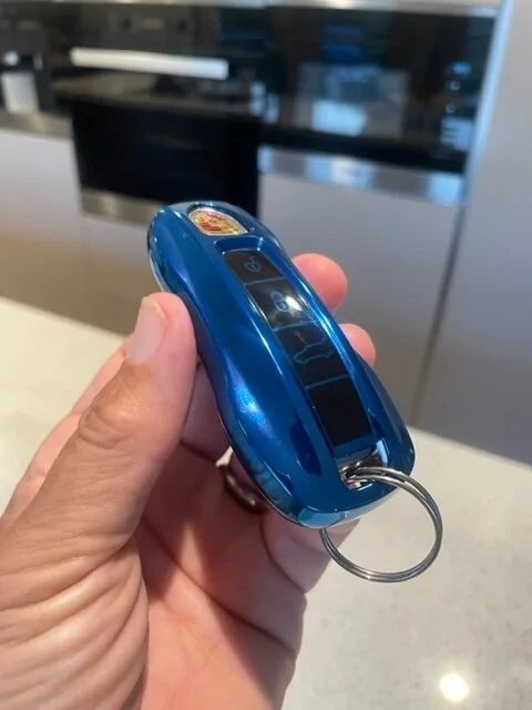 Porsche Taycan OK - let's see them! Key Fob IMG_6315