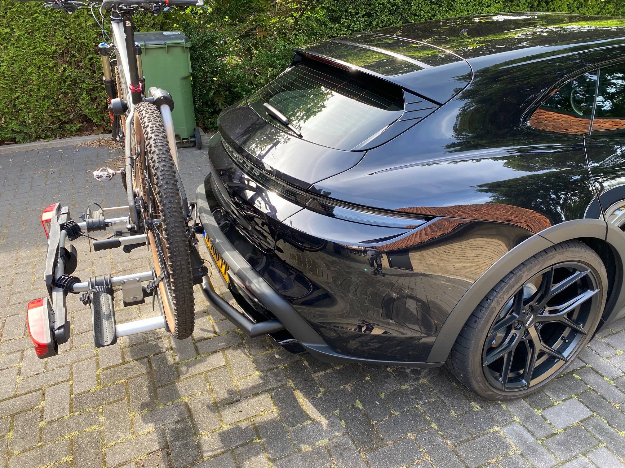 Porsche Taycan My custom hitch for standard bike rack. 2
