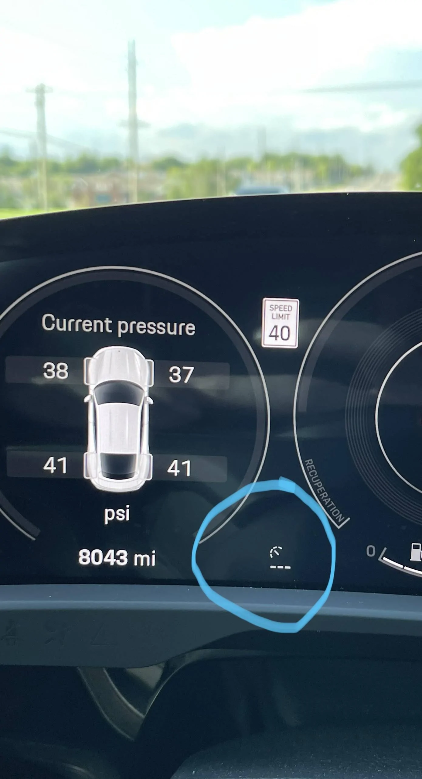 Porsche Taycan Help needed: What does this cluster light mean? Thanks in advance taycanclusterlight