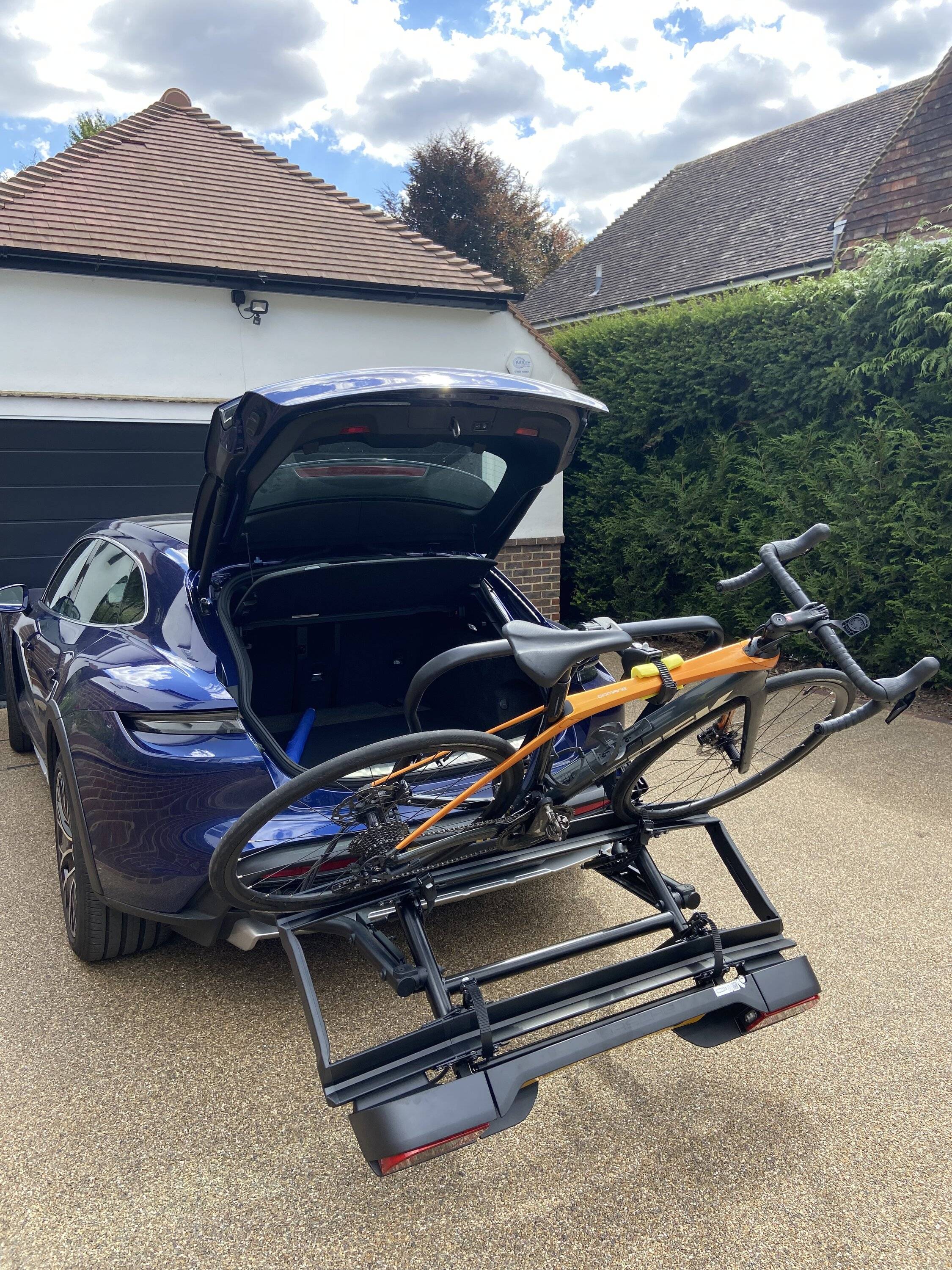 Porsche Taycan Cycle Carrier for CT it’s here ! 4E7A2694-AAAB-4D1B-97CB-936ED3A71A60