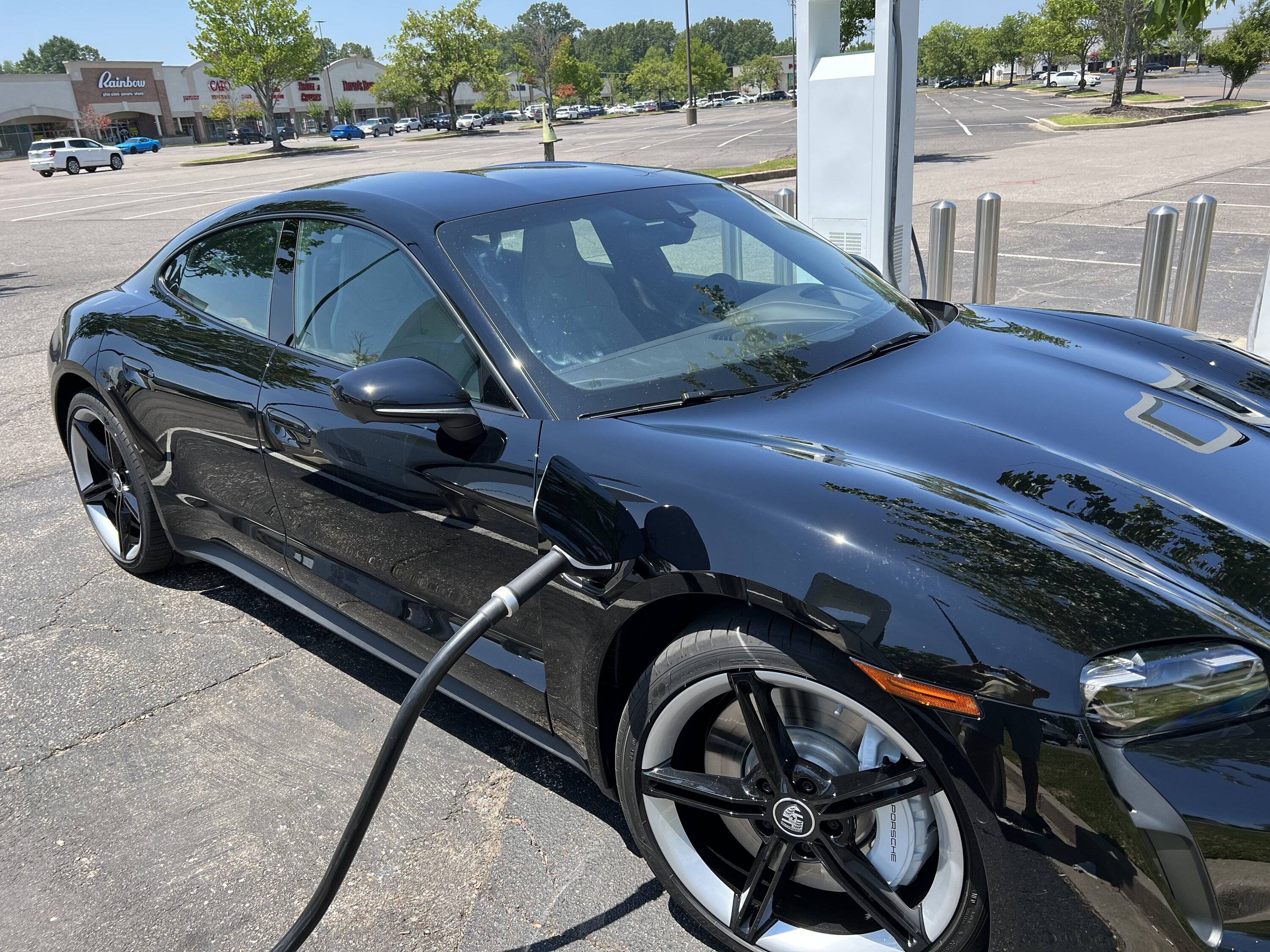 Porsche Taycan New owner AABF1076-FB30-4EC3-8ABF-1830D2950722