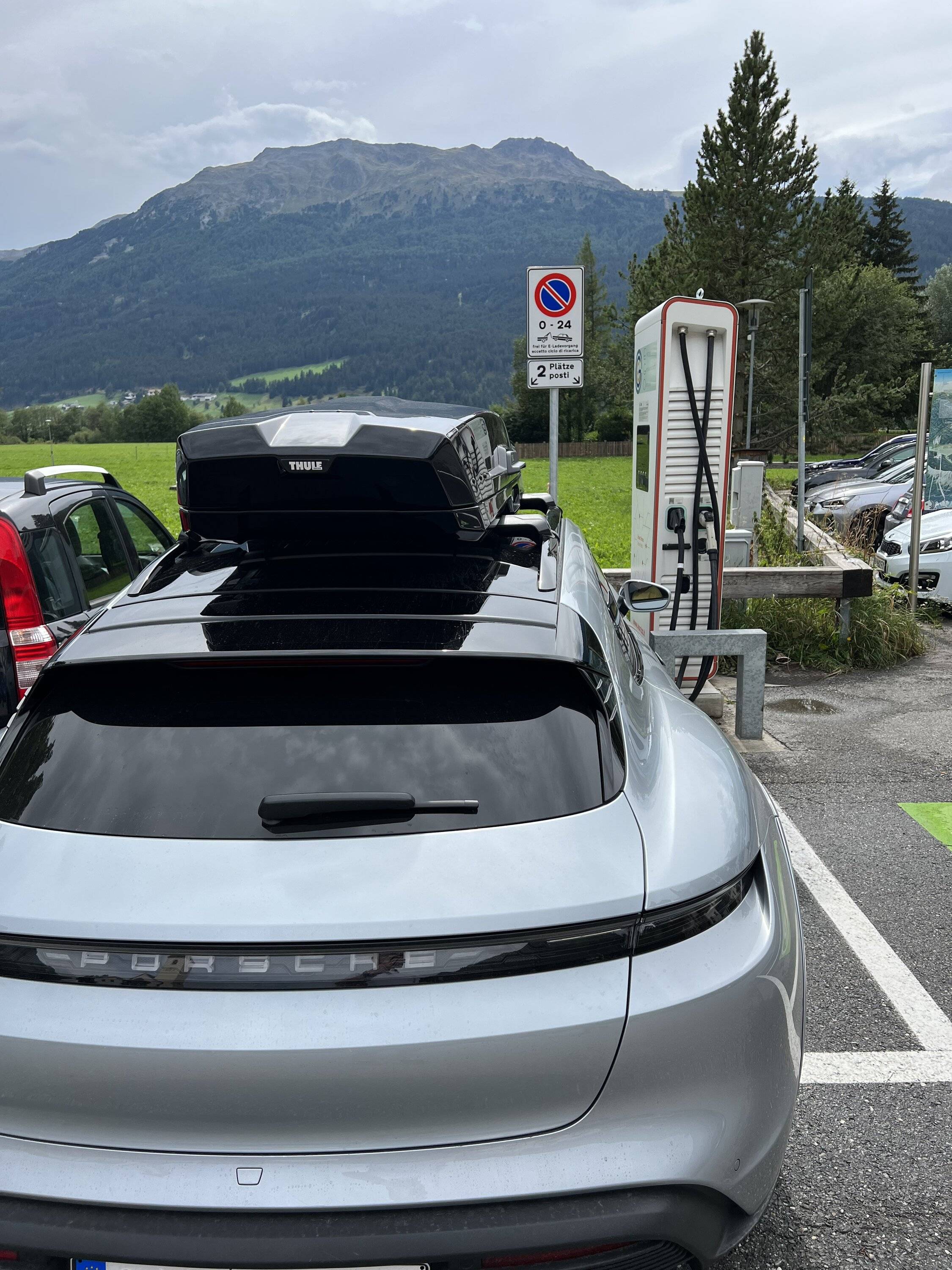 Porsche Taycan Northern Italy charging experience 69376DB5-687F-4C0C-8FA5-690214170AC9