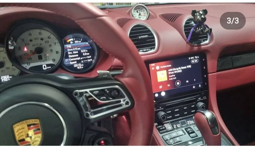 Porsche Taycan Carplay, map update, ghost screen IMG_20220810_163947