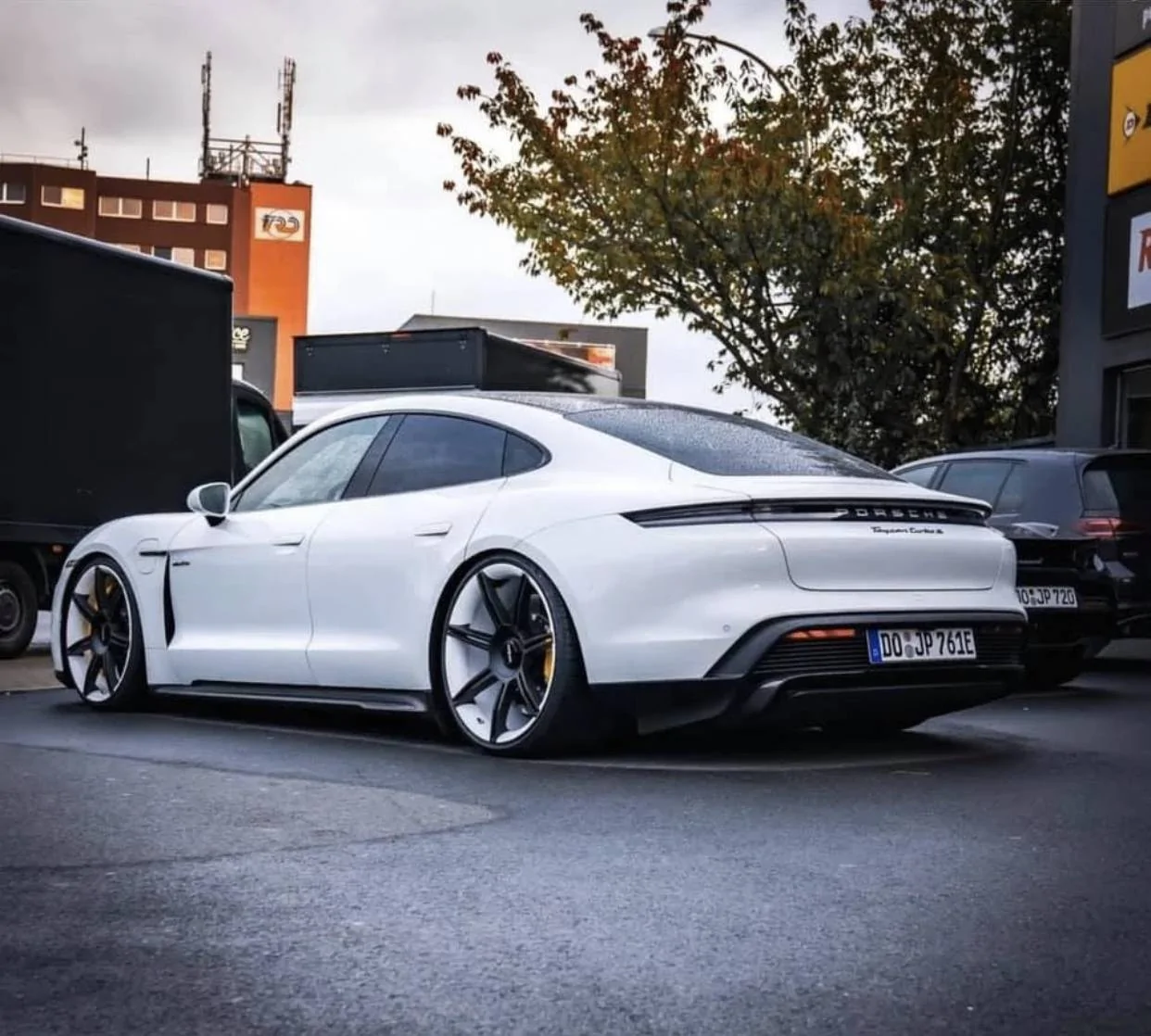 Porsche Taycan Taycan Rotiform Mission E Wheels : (SOLD) IMG_7632