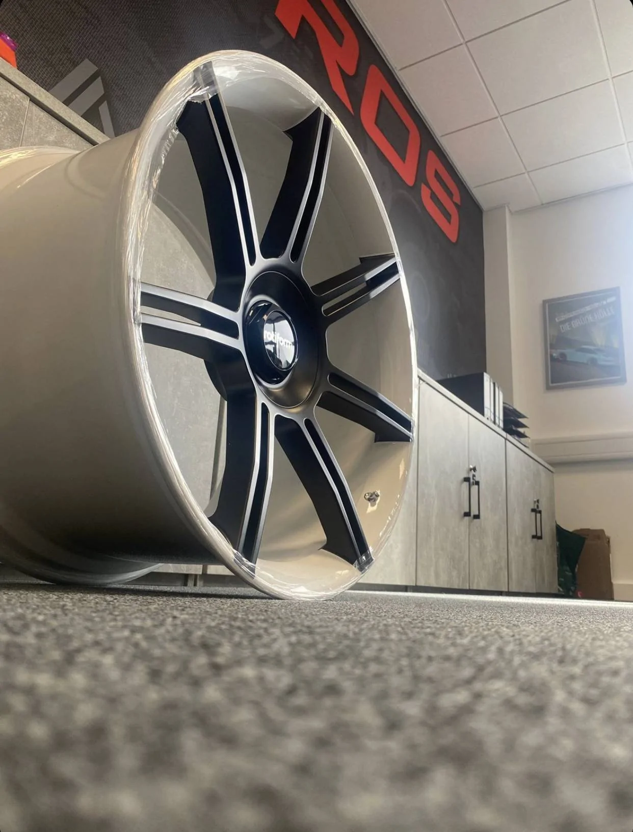 Porsche Taycan Taycan Rotiform Mission E Wheels : (SOLD) IMG_7634