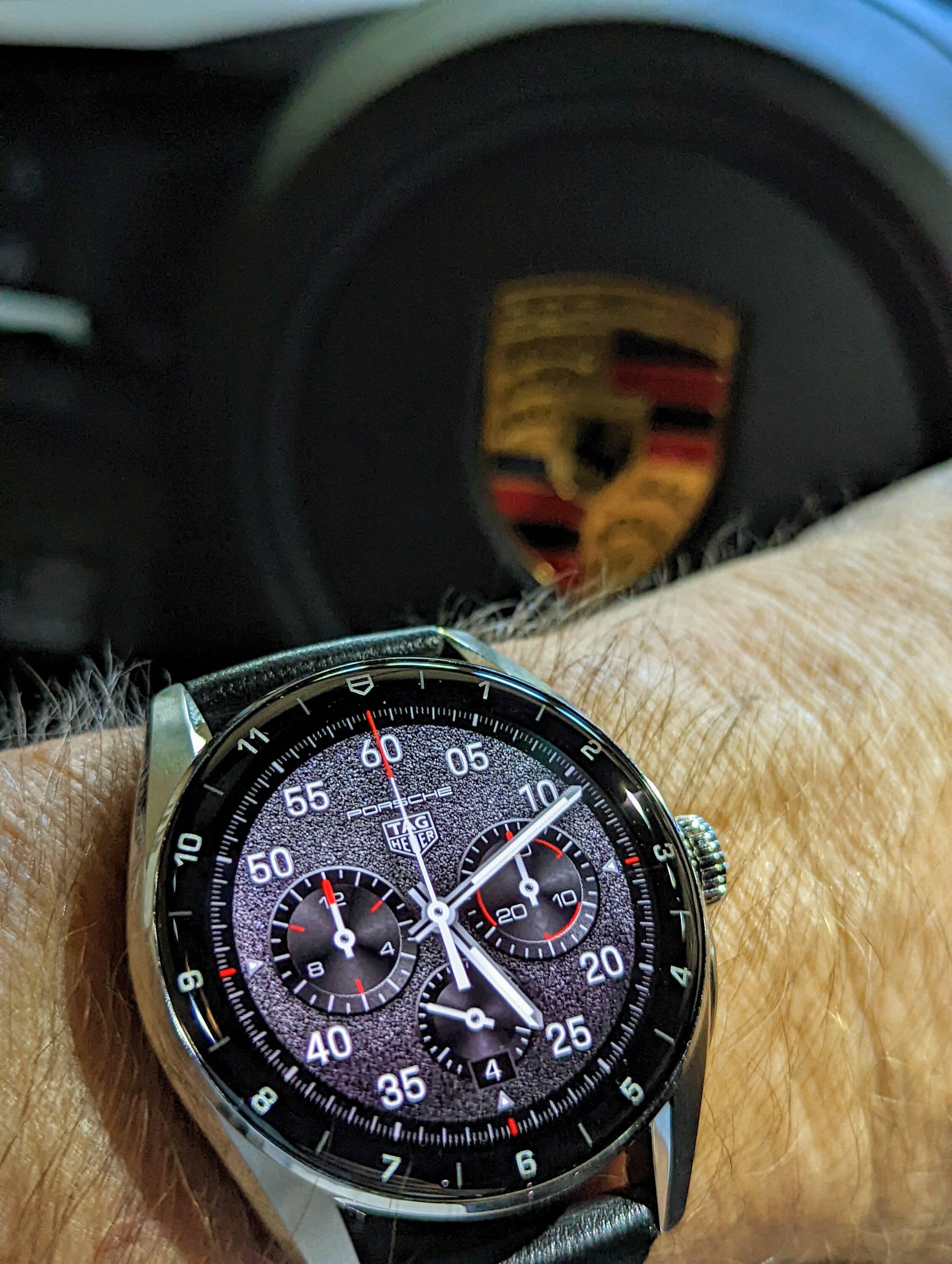 Porsche Taycan Tag Heuer Connected Porsche Watch PXL_20220805_001050352