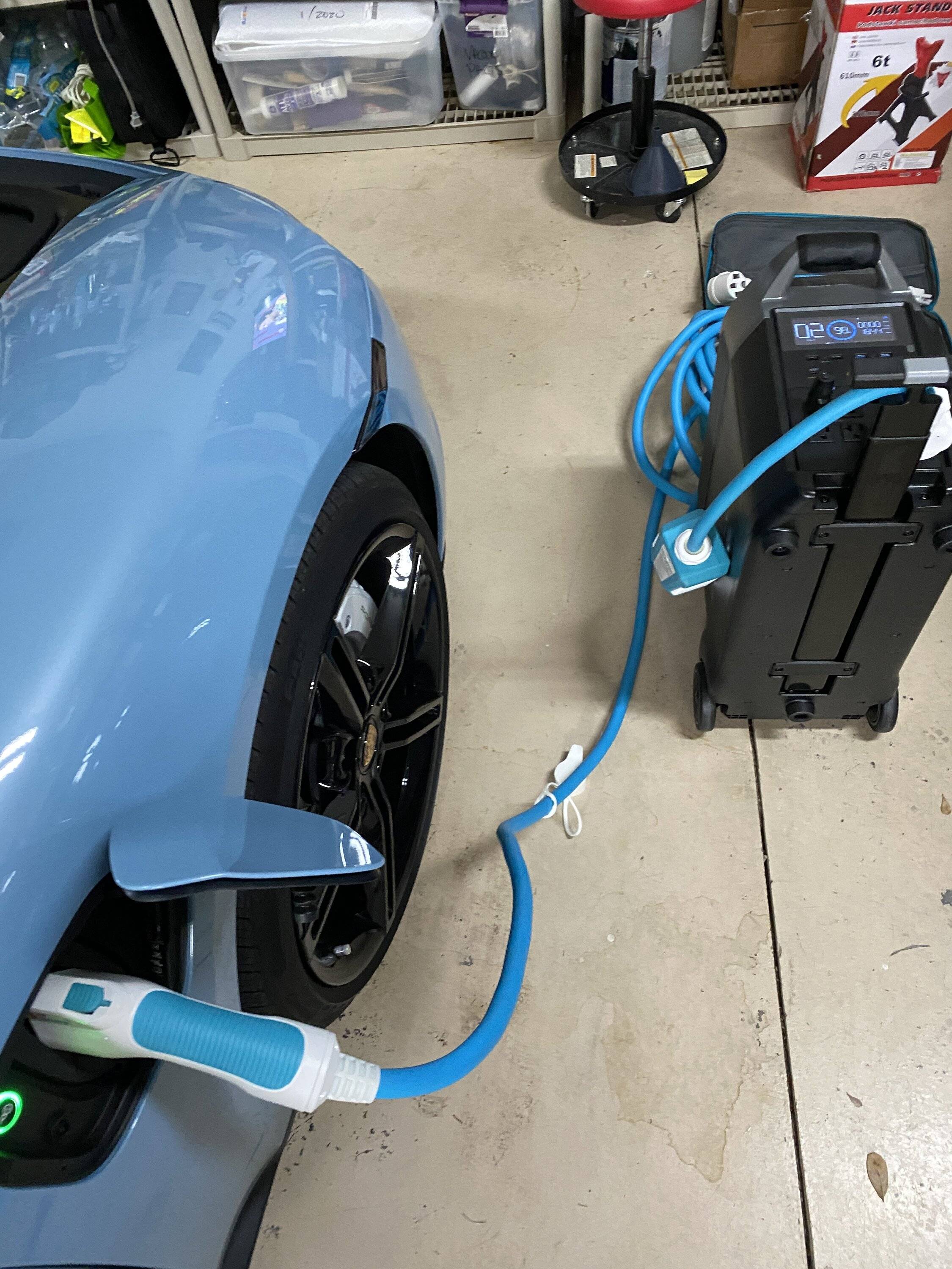 Porsche Taycan Taycan charging from solar generator 3.6K battery (EcoFlow Delta Max Pro) 6D30D0BE-A593-4438-A694-D38BD253BB08