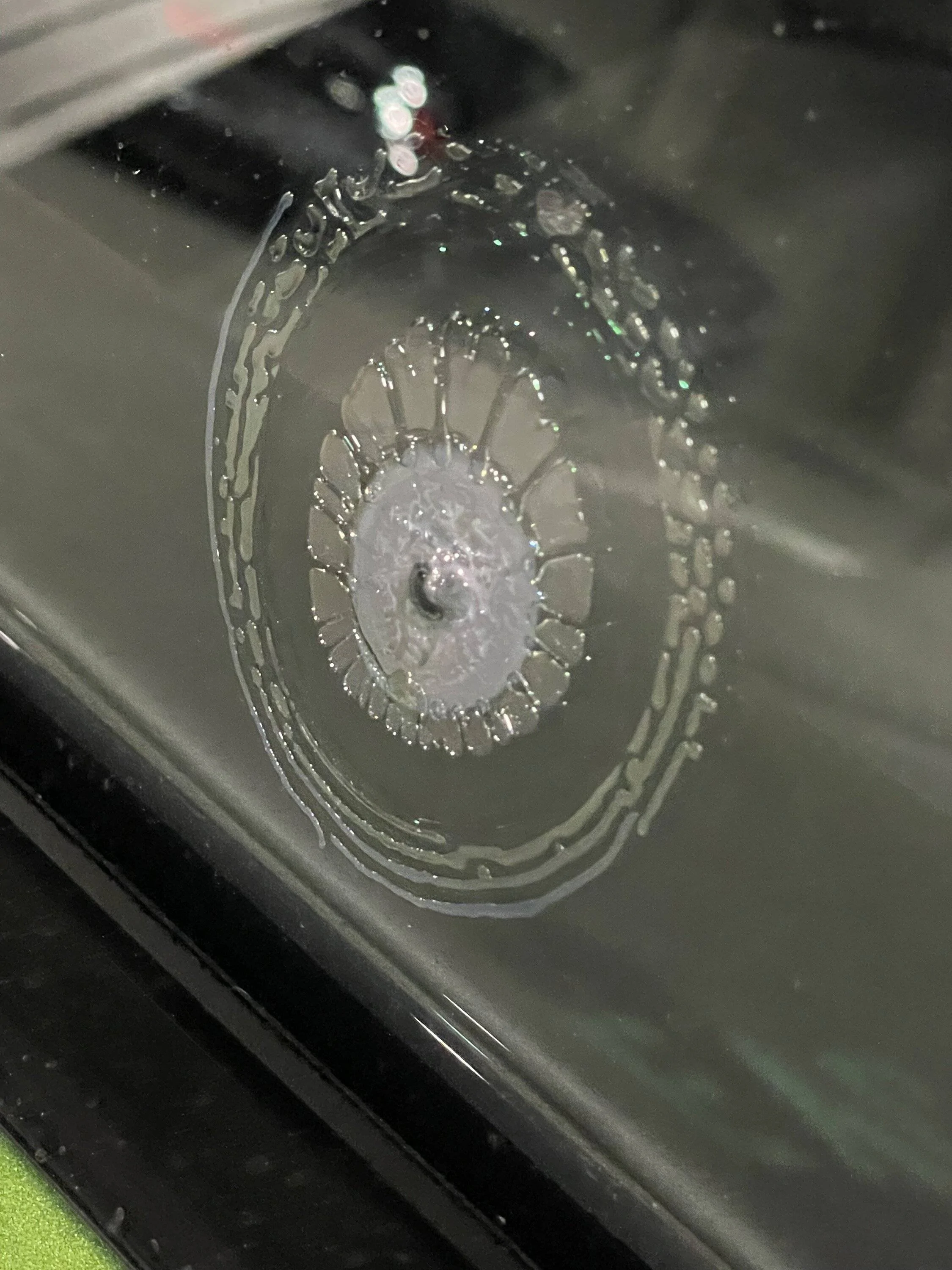 Porsche Taycan Thermally and noise insulated glass defect IMG_6588