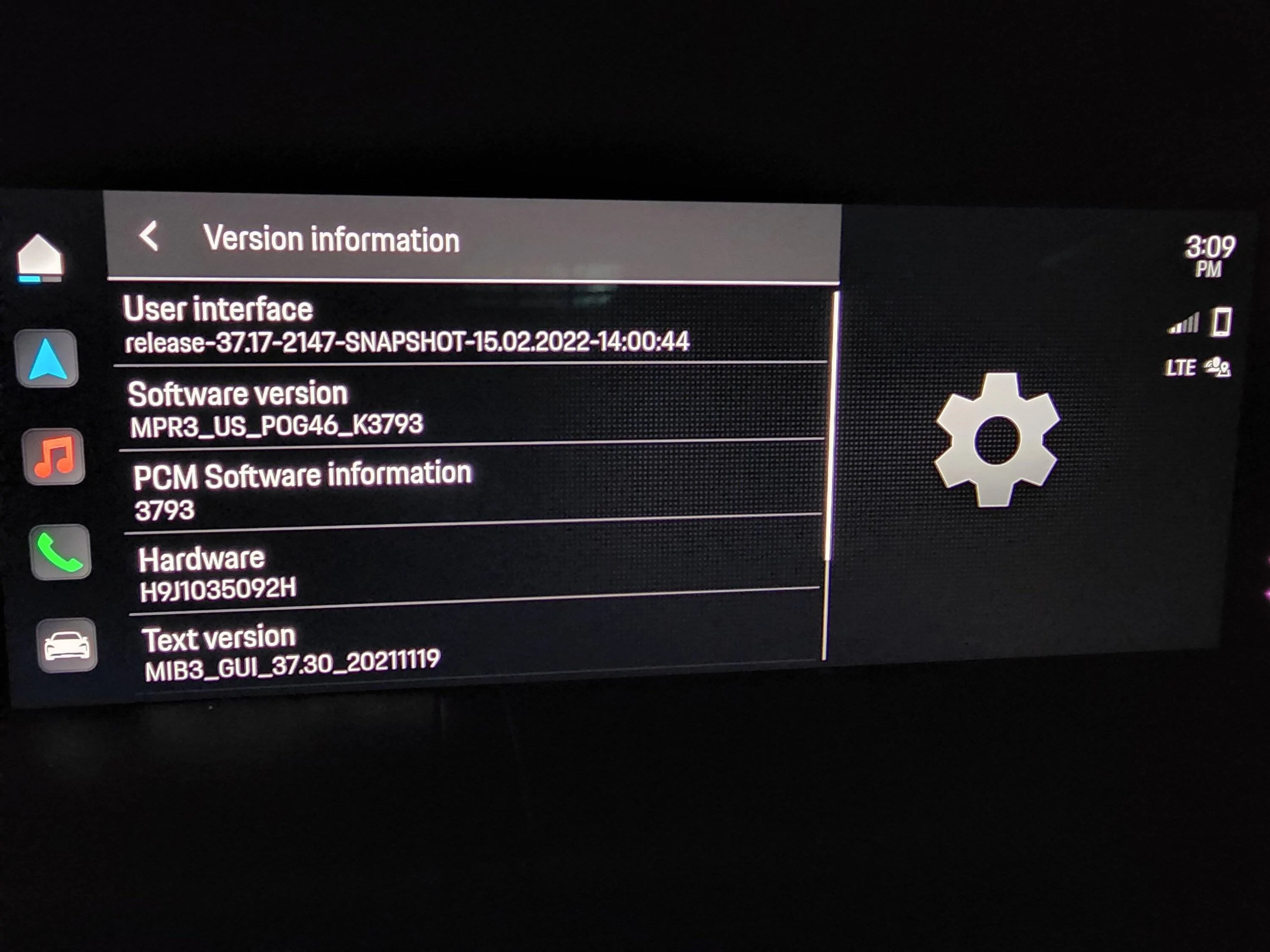 Porsche Taycan No Android Auto after update - MY20 Turbo - USA 2022-08-15 15.09.40