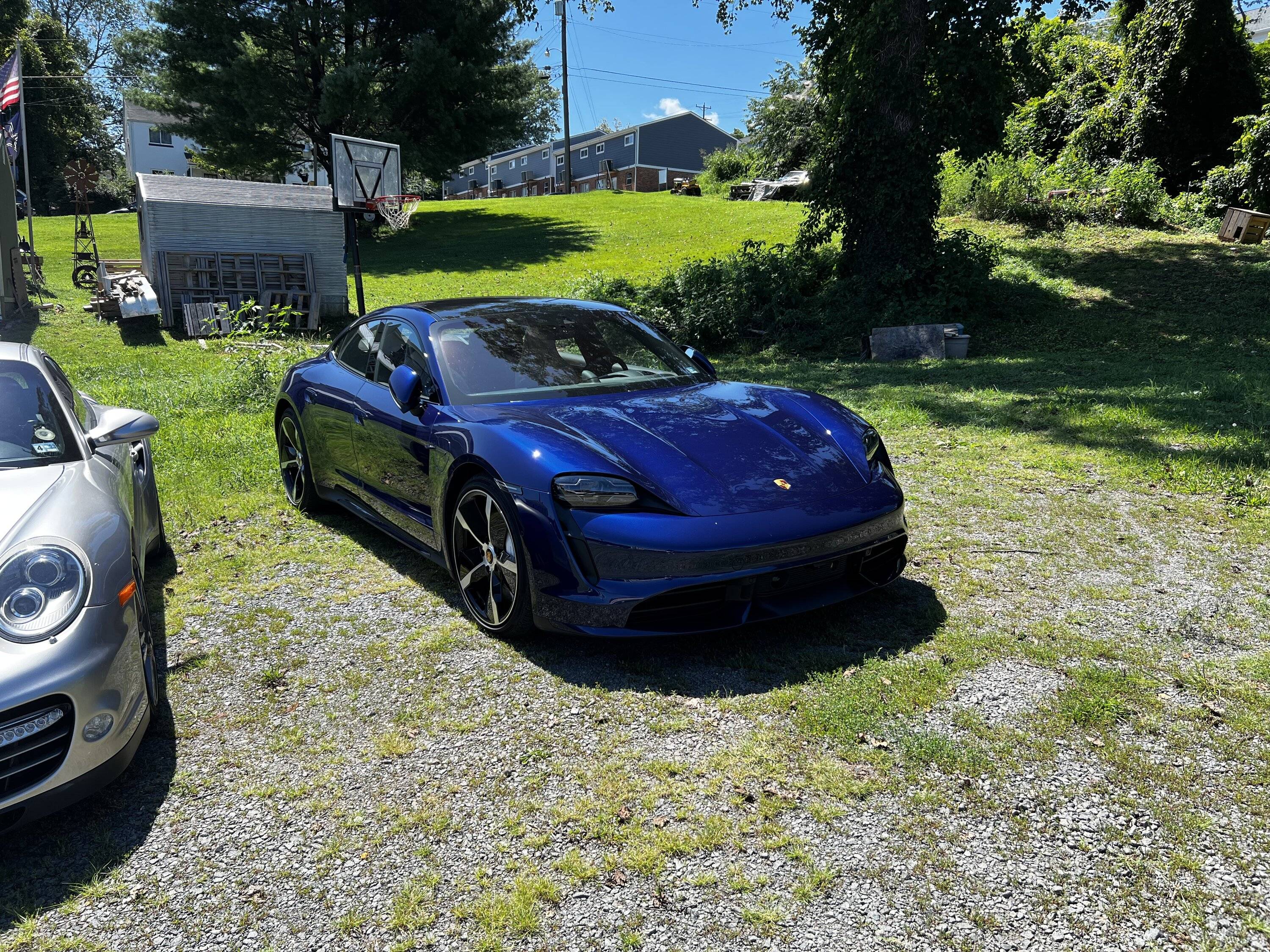 Porsche Taycan Gentian Blue Metallic - Will it Look Purplish? FD6D393B-517C-48C5-AFCA-E1581B392F40