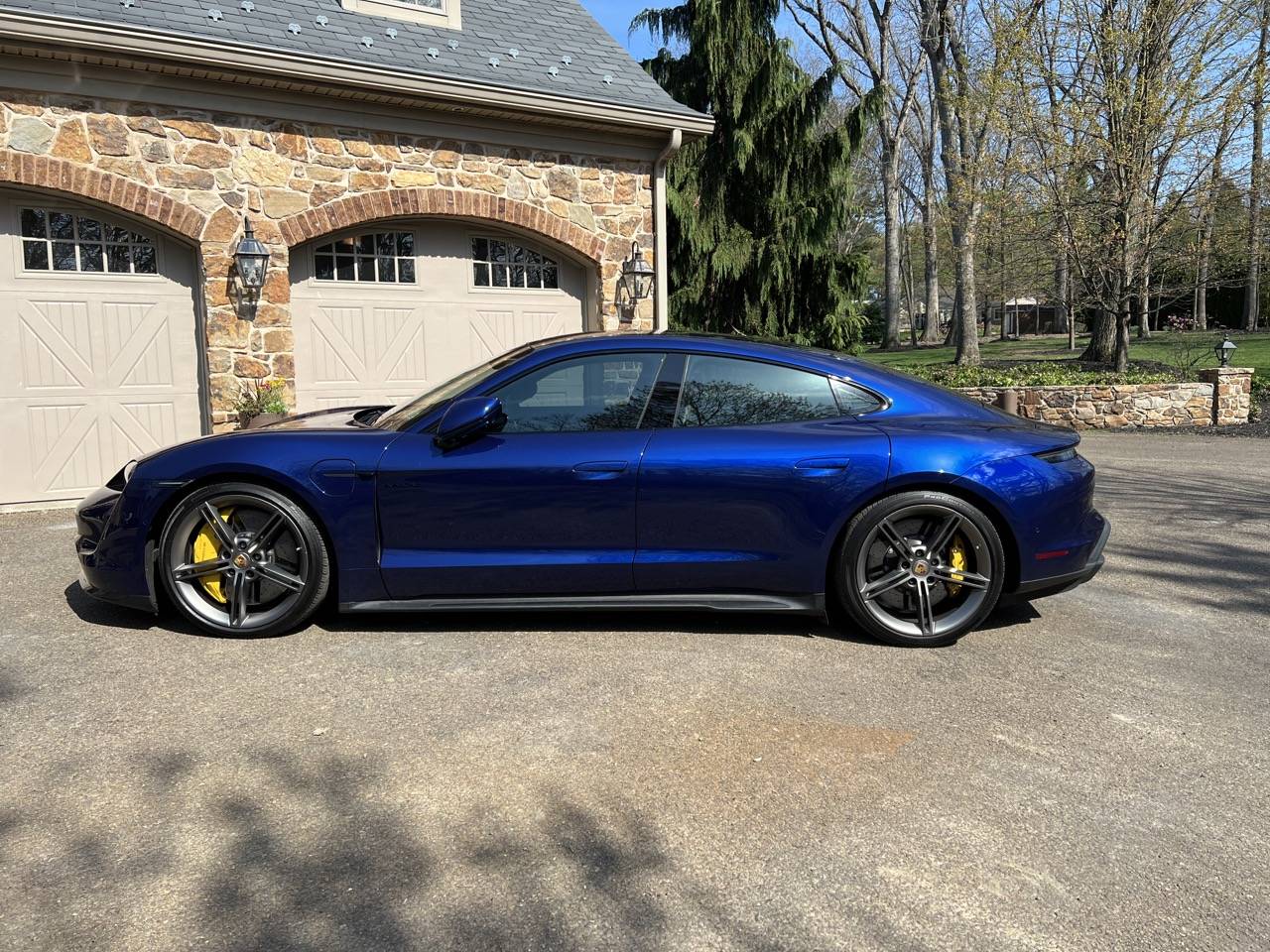 Porsche Taycan Gentian Blue Metallic - Will it Look Purplish? IMG_7412 Lar