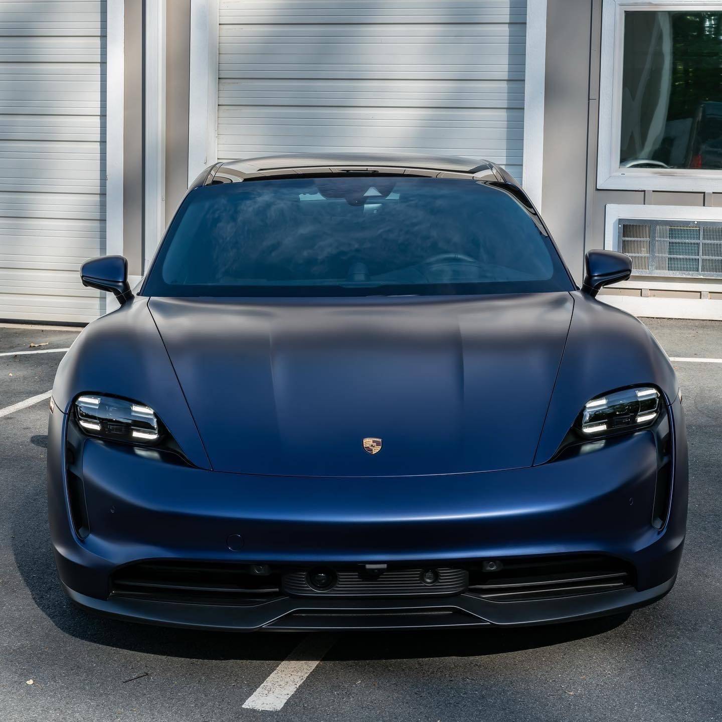 Porsche Taycan Gentian Blue Metallic - Will it Look Purplish? Car2