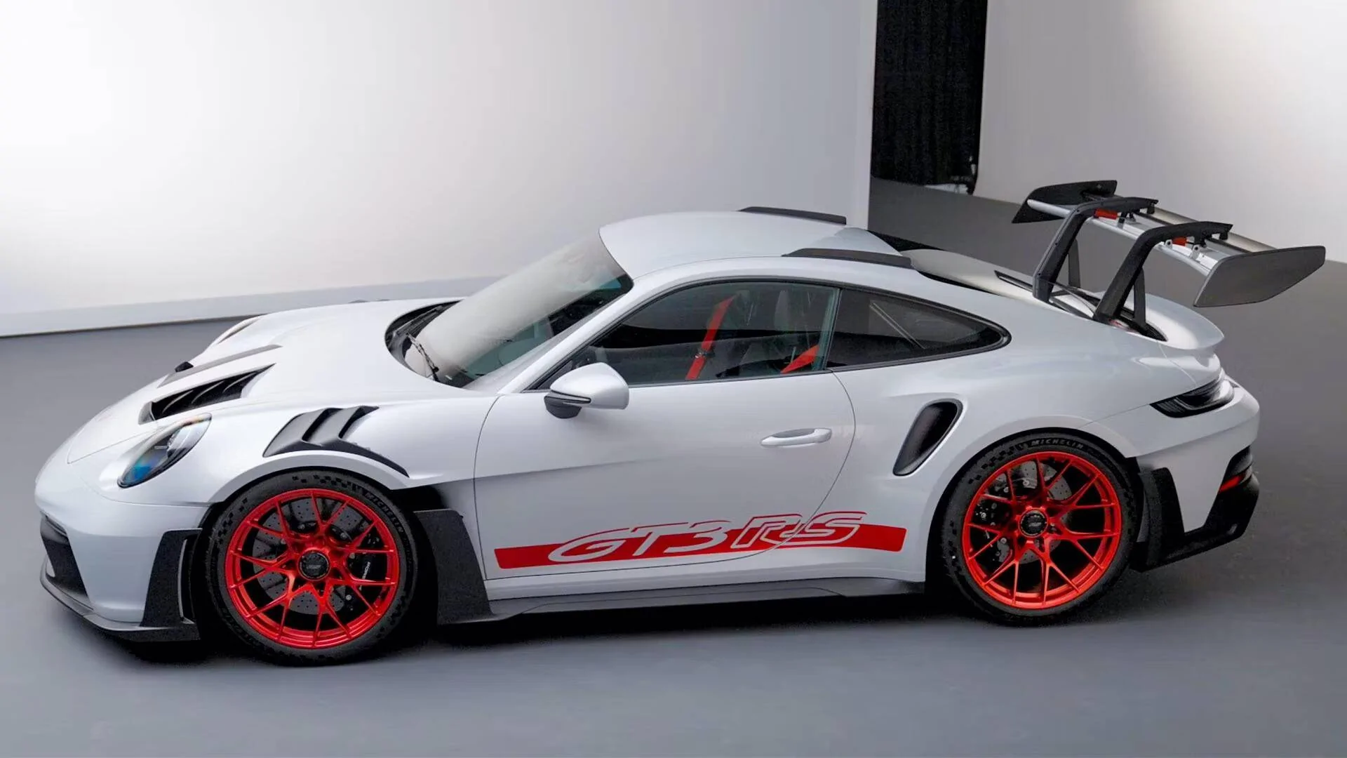 Porsche Taycan ICE GREY Taycan Club 1660847272548