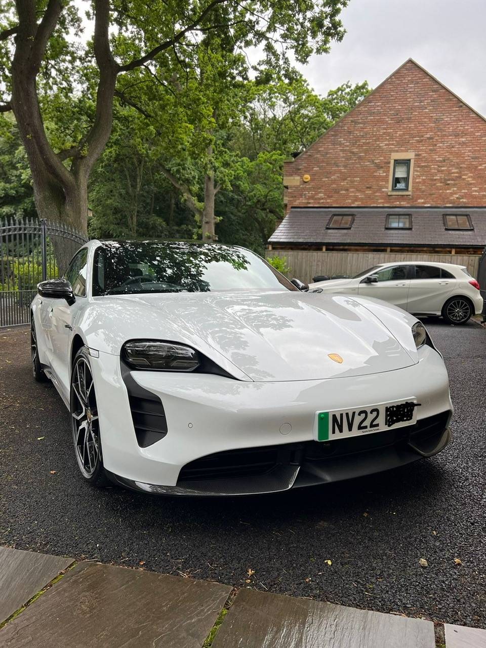 Porsche Taycan A review of the first two weeks of ownership, including Belgium run in Taycan Turbo S T 4 Pnt