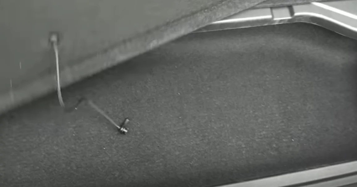 Porsche Taycan Help! Where is the Taycan charge cable? 1661395514464
