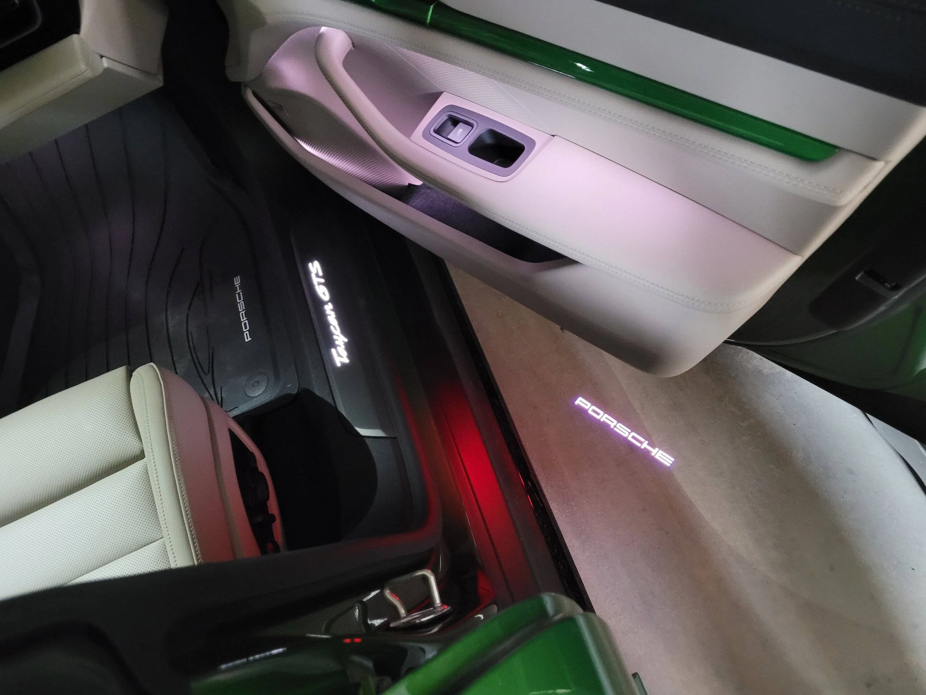 Porsche Taycan MAMBA GREEN Taycan Club 20220824_173337