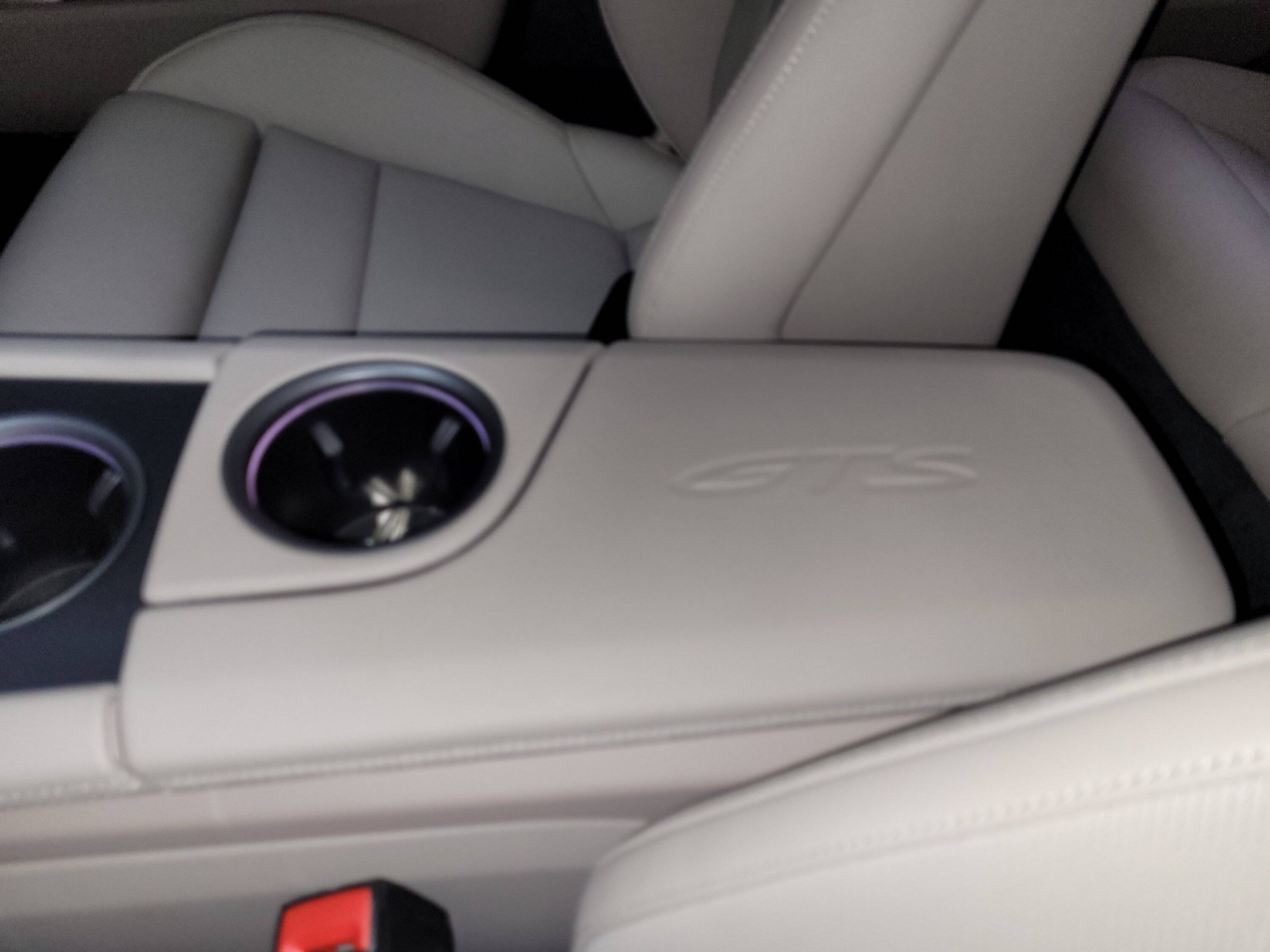 Porsche Taycan MAMBA GREEN Taycan Club 20220824_173426