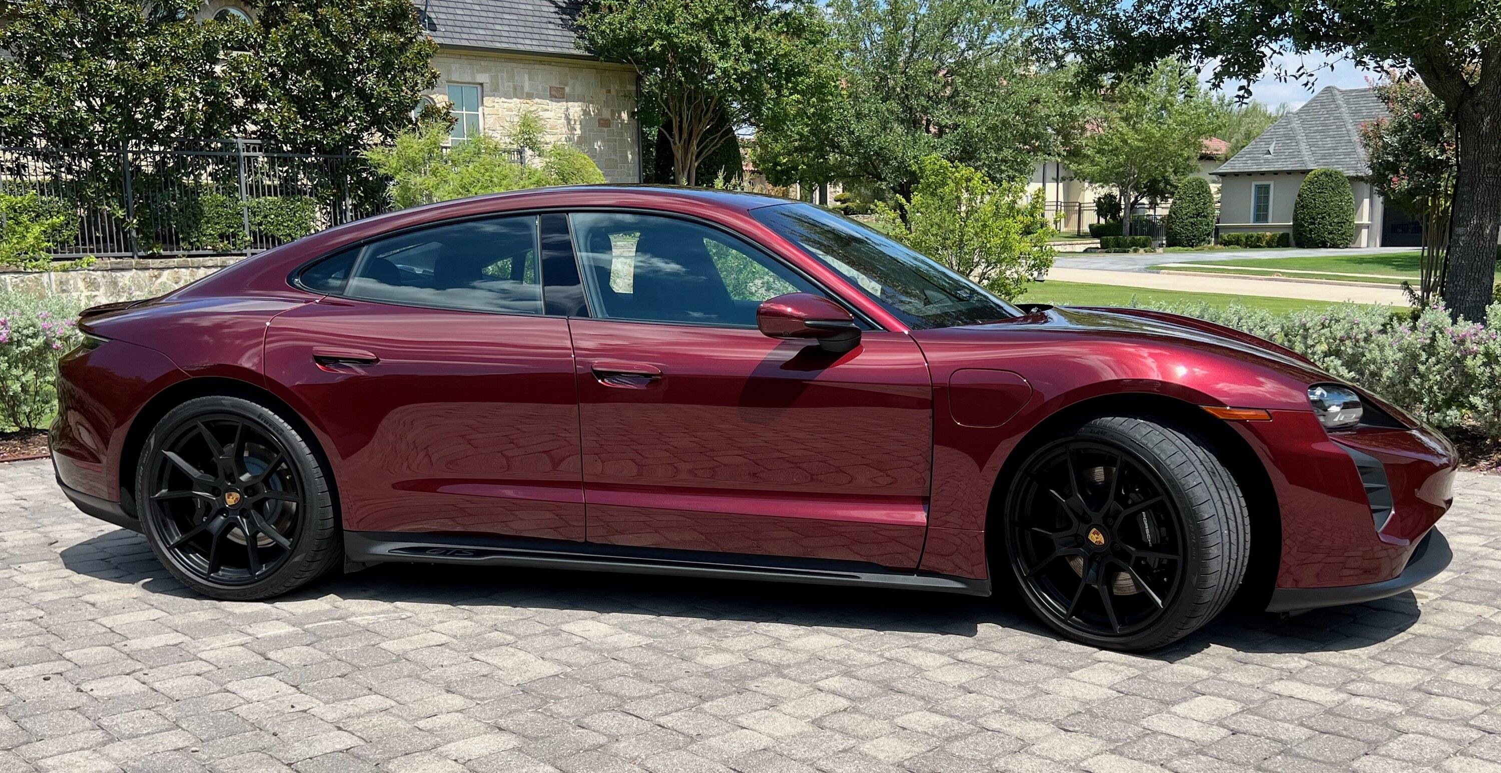 Porsche Taycan Can we have a GTS Photo thread? Ruby sid