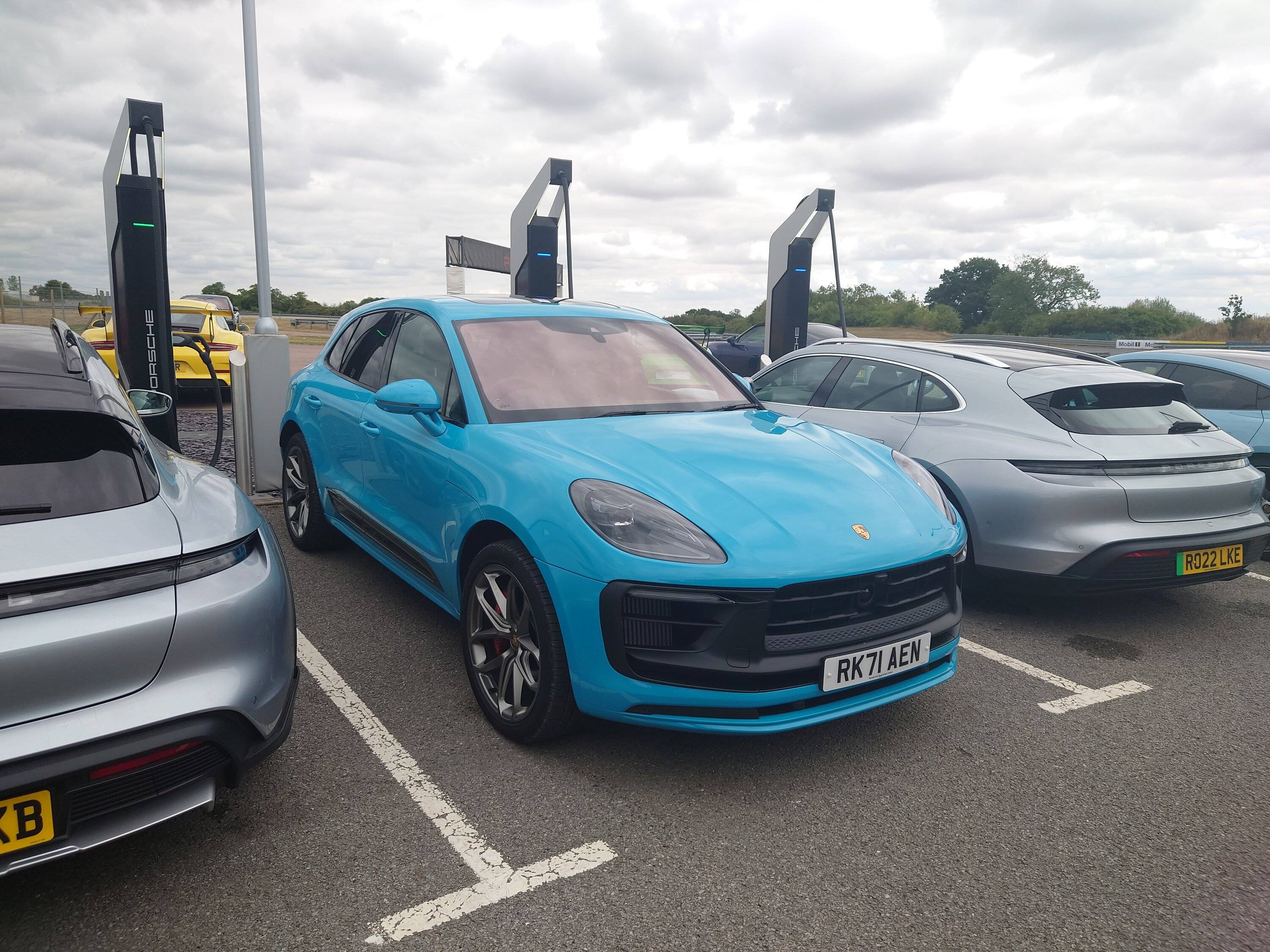 Porsche Taycan Silverstone PEC day / Taycan GTS ST / why Carmine Red is a no 20220824_134238.JPG