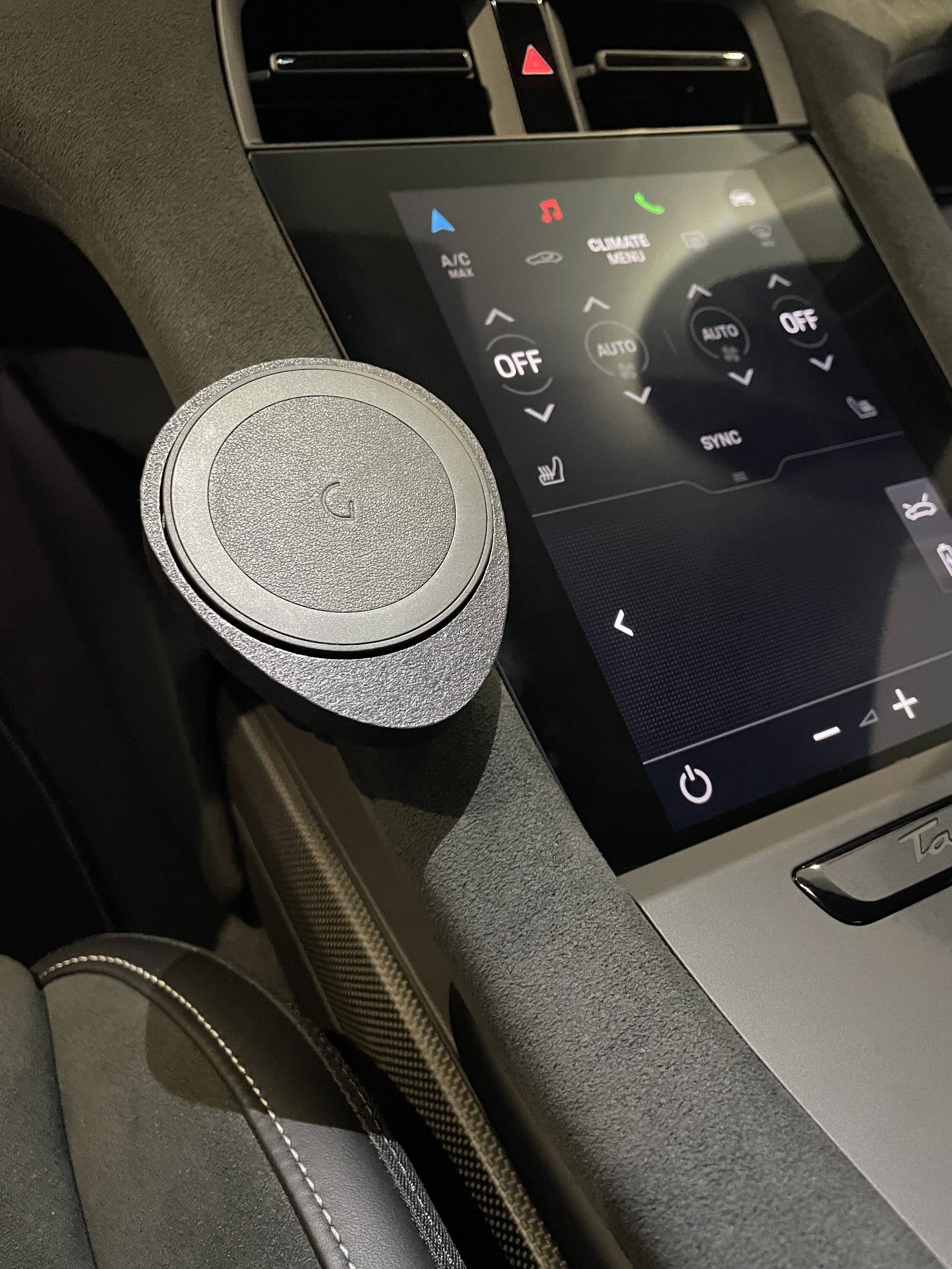 Porsche Taycan My 3D printed Taycan phone holder C7A5F79D-5122-4390-8737-CDFB61805152