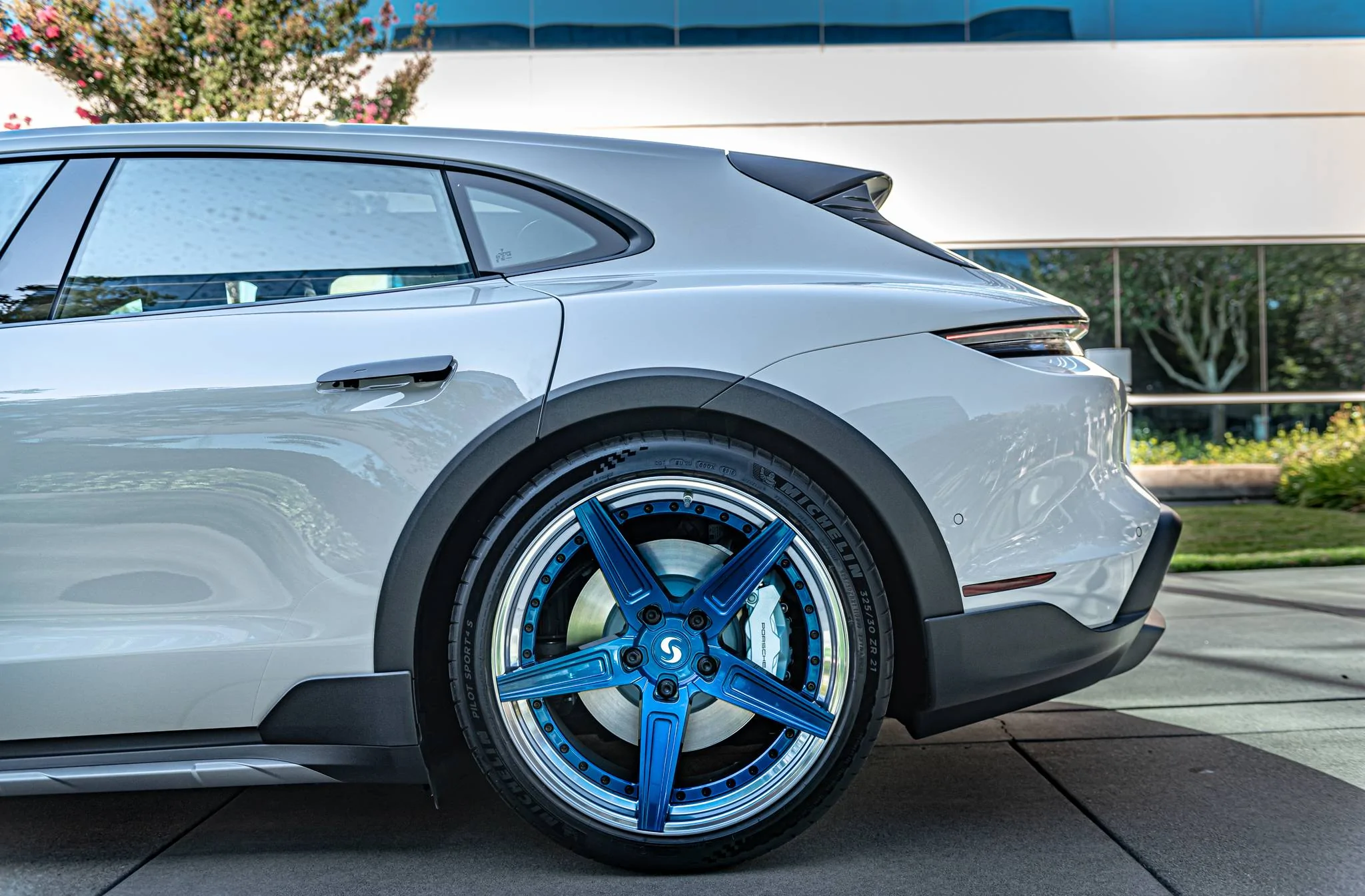 Porsche Taycan Introducing.... CHALKLT SV306S Taycan Tanzanite Blue-22
