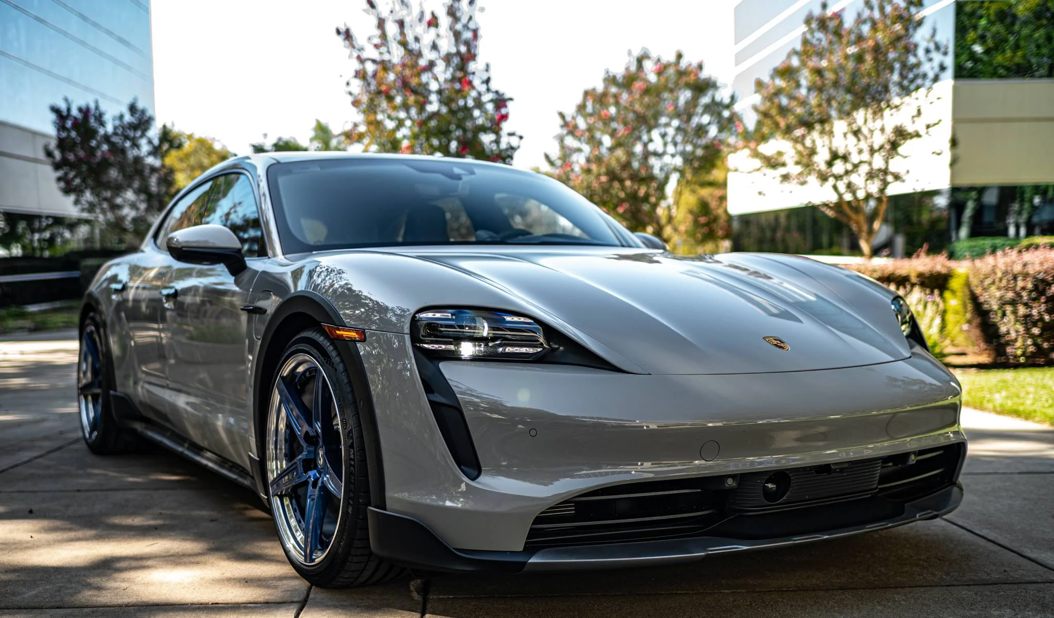 Porsche Taycan Introducing.... CHALKLT SV306S Taycan Tanzanite Blue-09