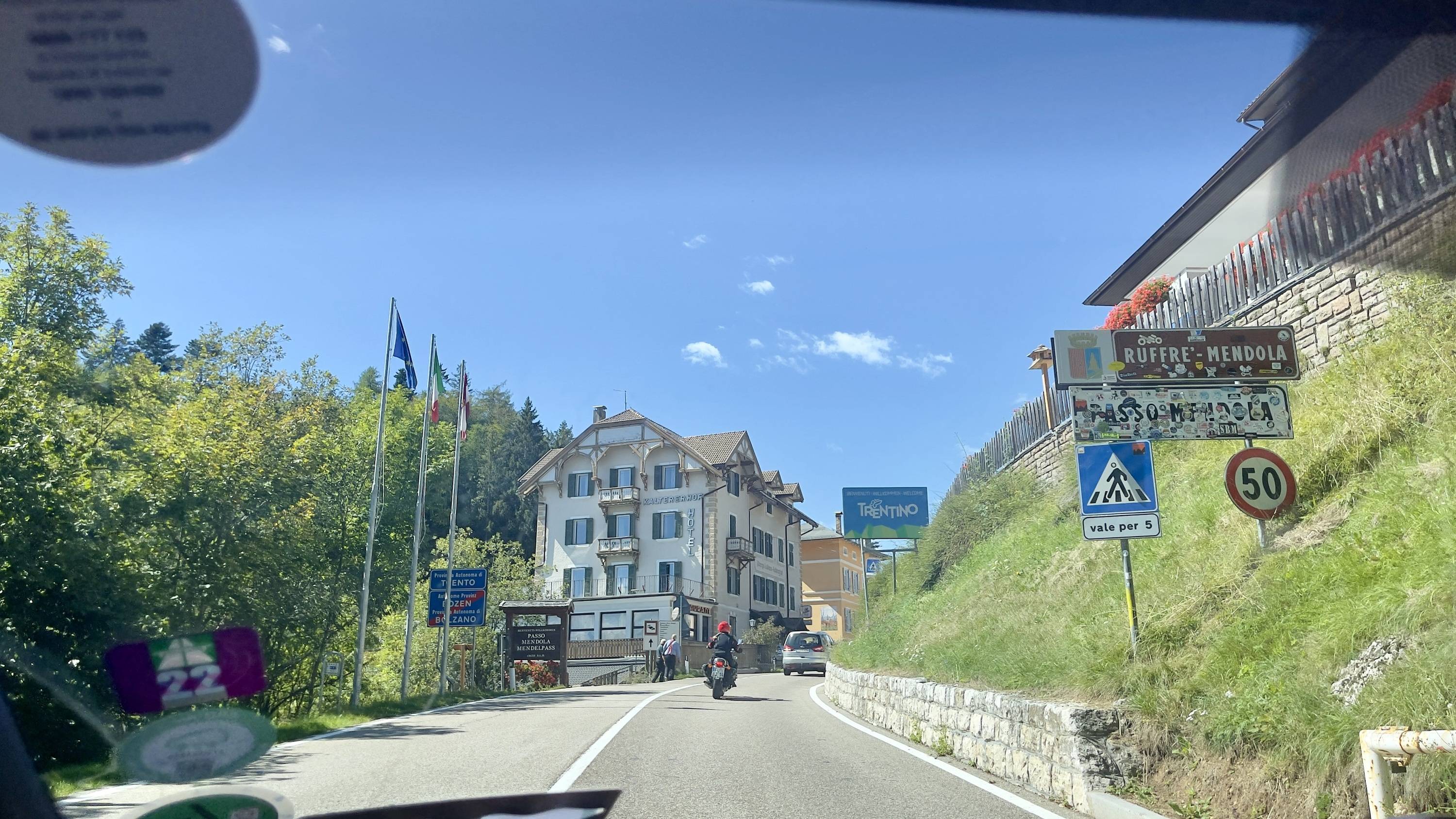 Porsche Taycan Taycan to the Alps 18-day road trip 2022 52335227201_8e1a7c38d1_o