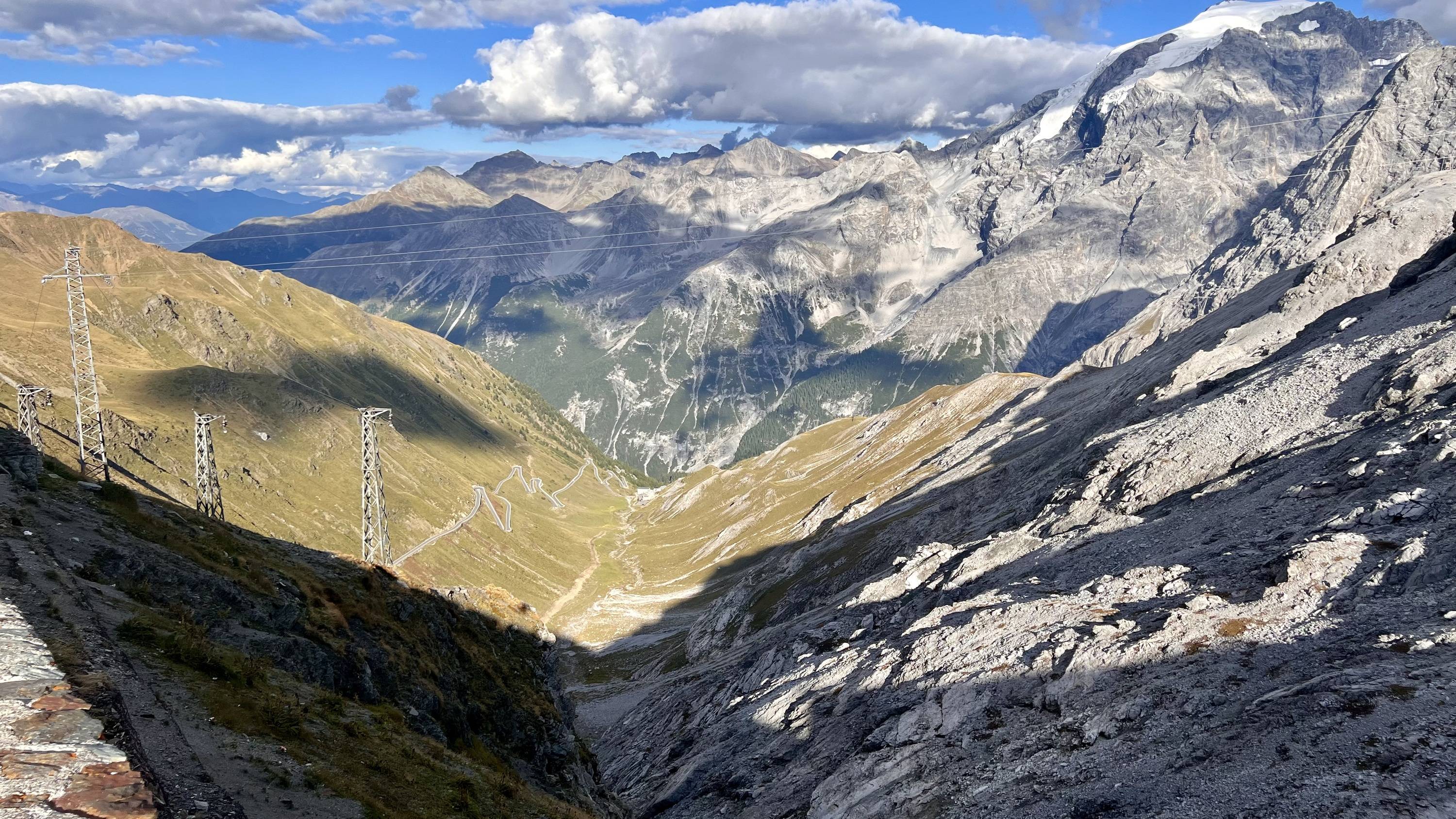 Porsche Taycan Taycan to the Alps 18-day road trip 2022 52335514408_2d88bc121f_o