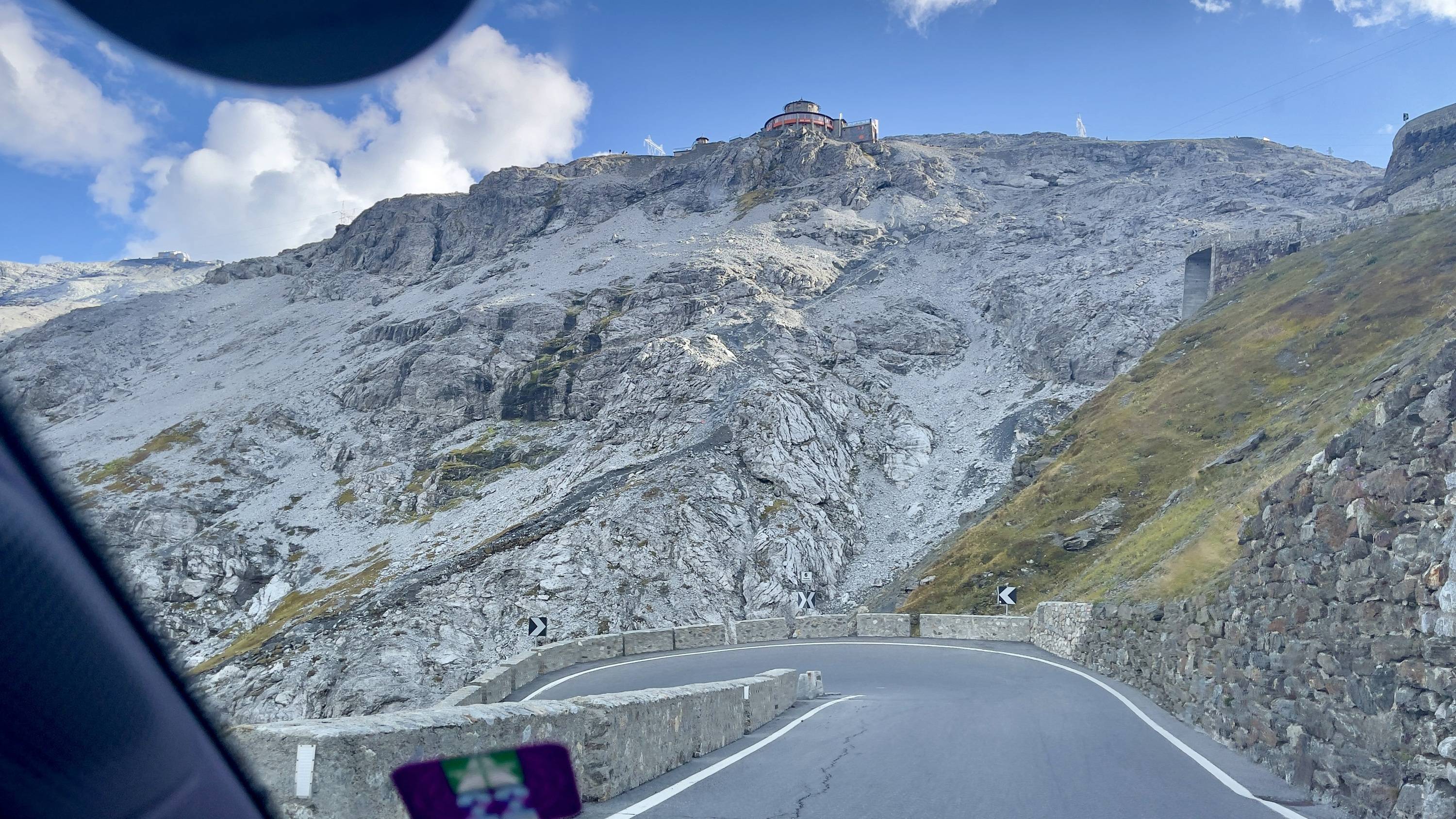 Porsche Taycan Taycan to the Alps 18-day road trip 2022 52335275881_291ed81d60_o