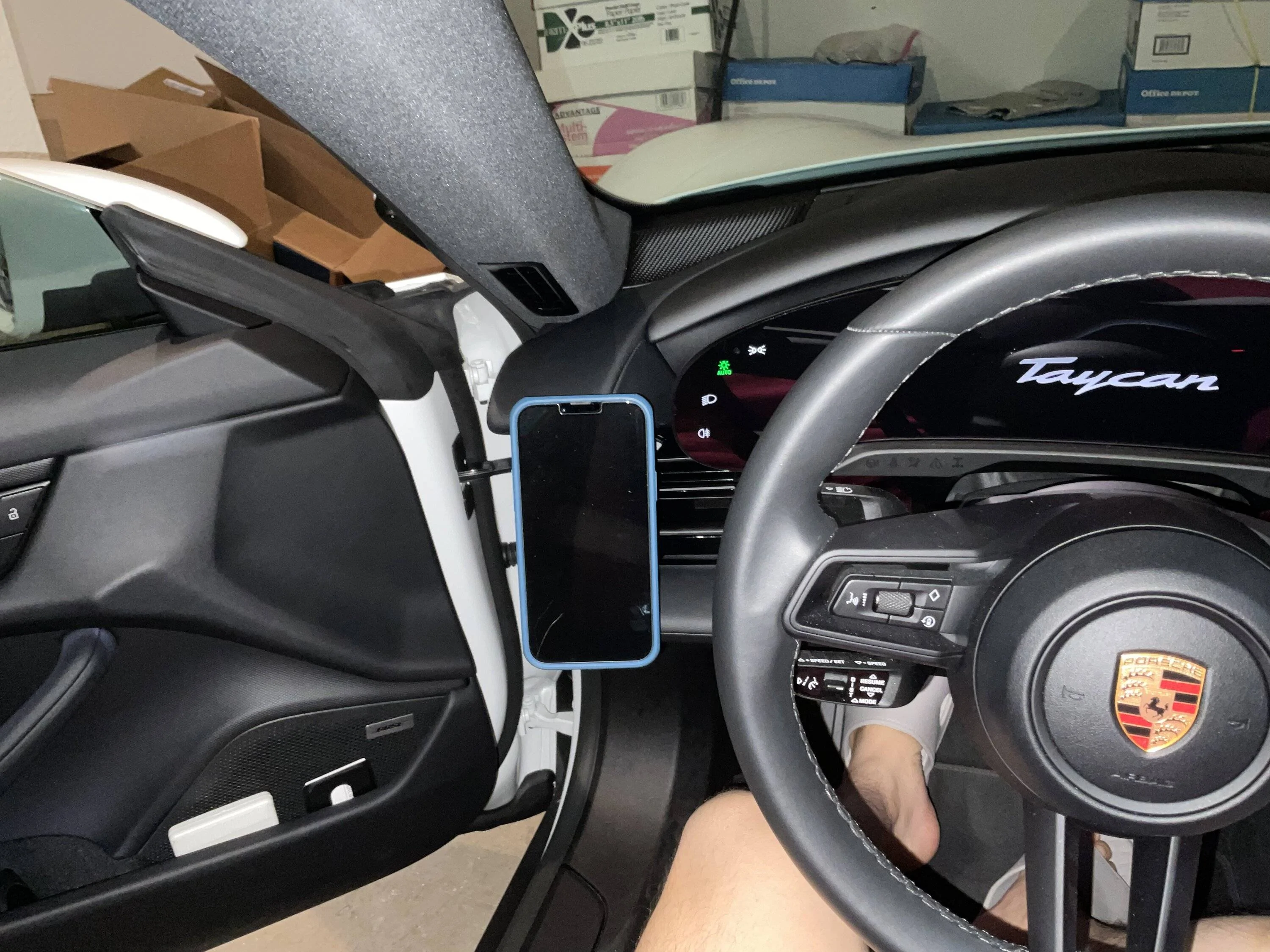 Porsche Taycan I know another post about car mount, but this vent mount is good 0C3FE156-F004-4D73-B63C-56EB71E5D4D6