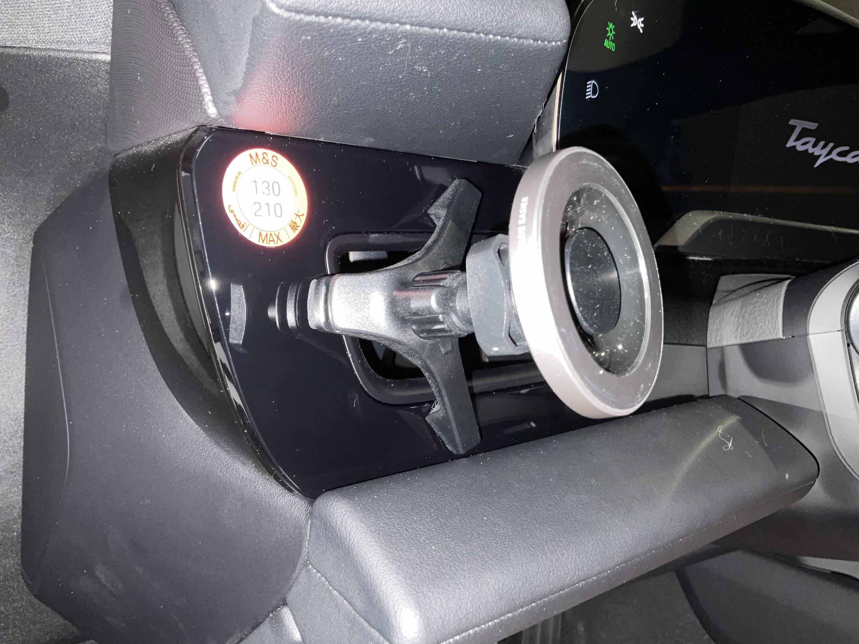 Porsche Taycan I know another post about car mount, but this vent mount is good 4D156CC6-F2A7-4AA2-9290-5806B766874A