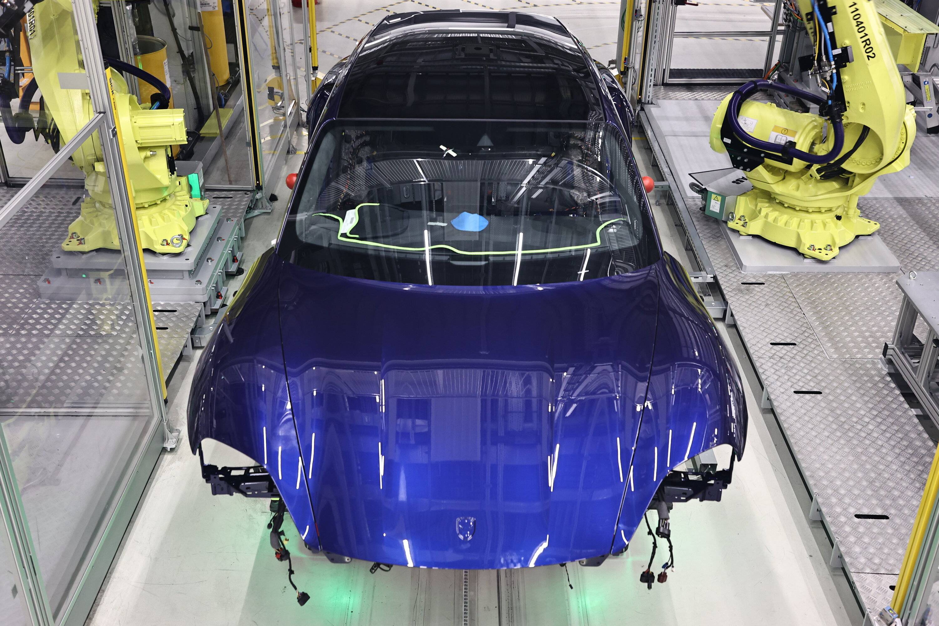 Porsche Taycan Who will receive the first MY23? 6D2AAD4A-9116-4F86-8AC1-FE6E088B7A63