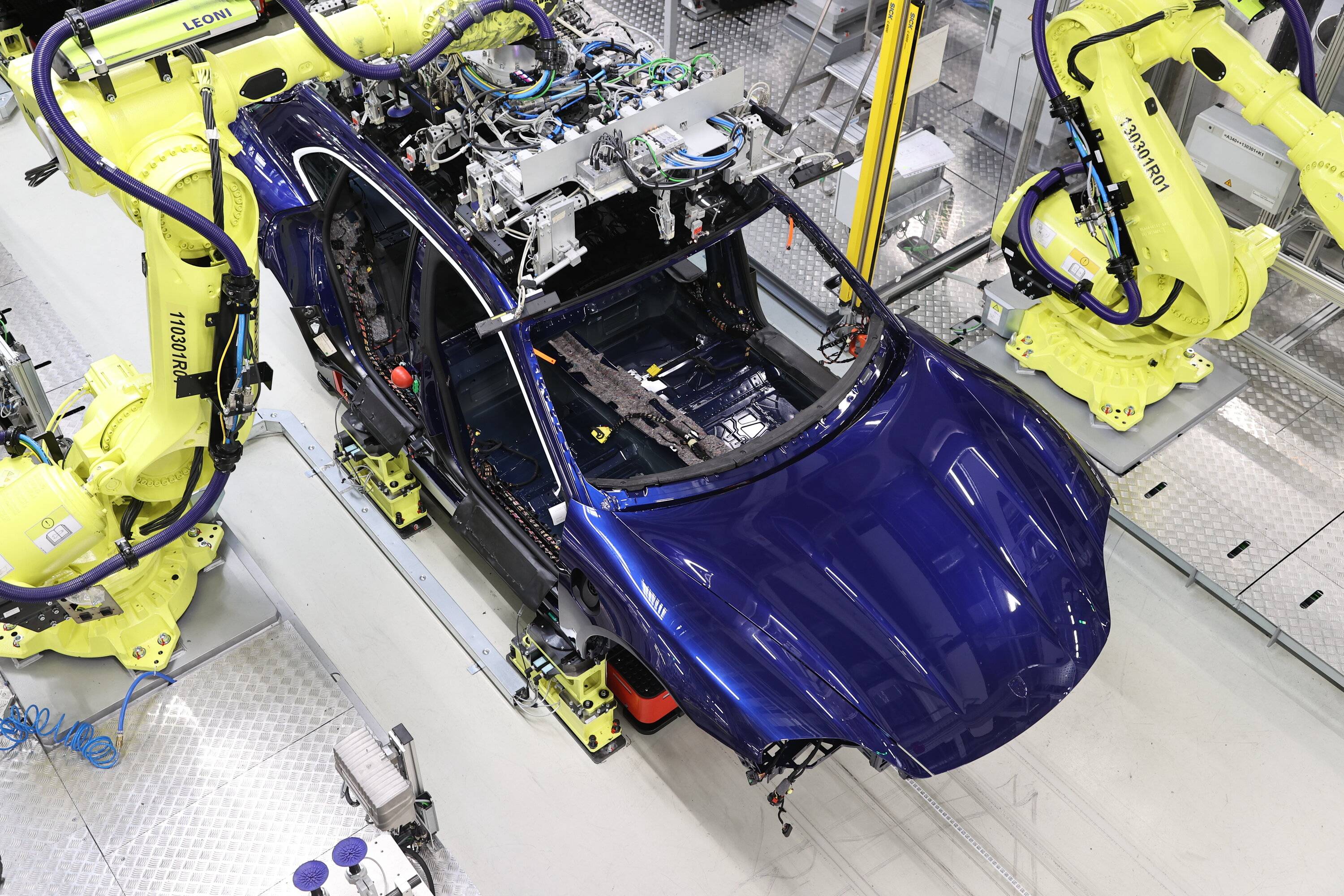 Porsche Taycan Who will receive the first MY23? AE82E96B-2A4F-4E8E-85C1-B4A0F9EB8376