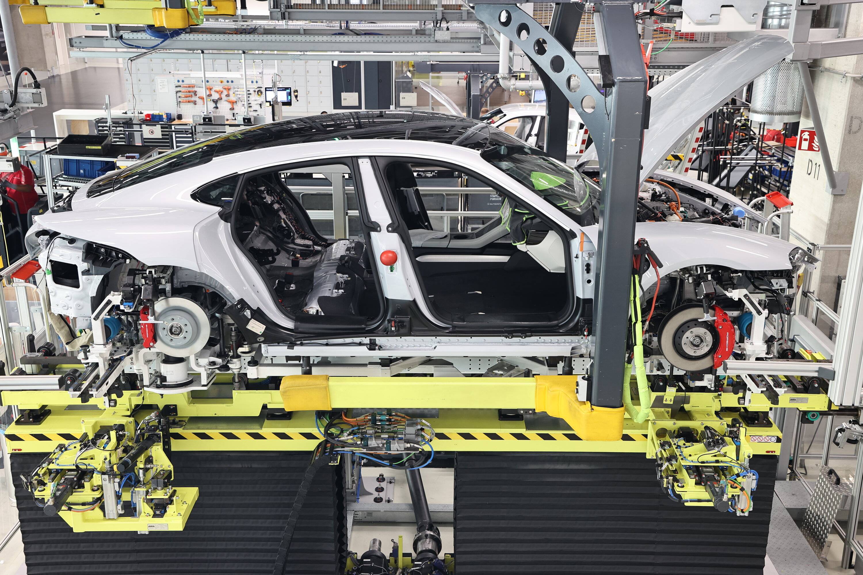 Porsche Taycan October Deliveries A300FB29-1368-479D-8F45-DE3A989F45AC