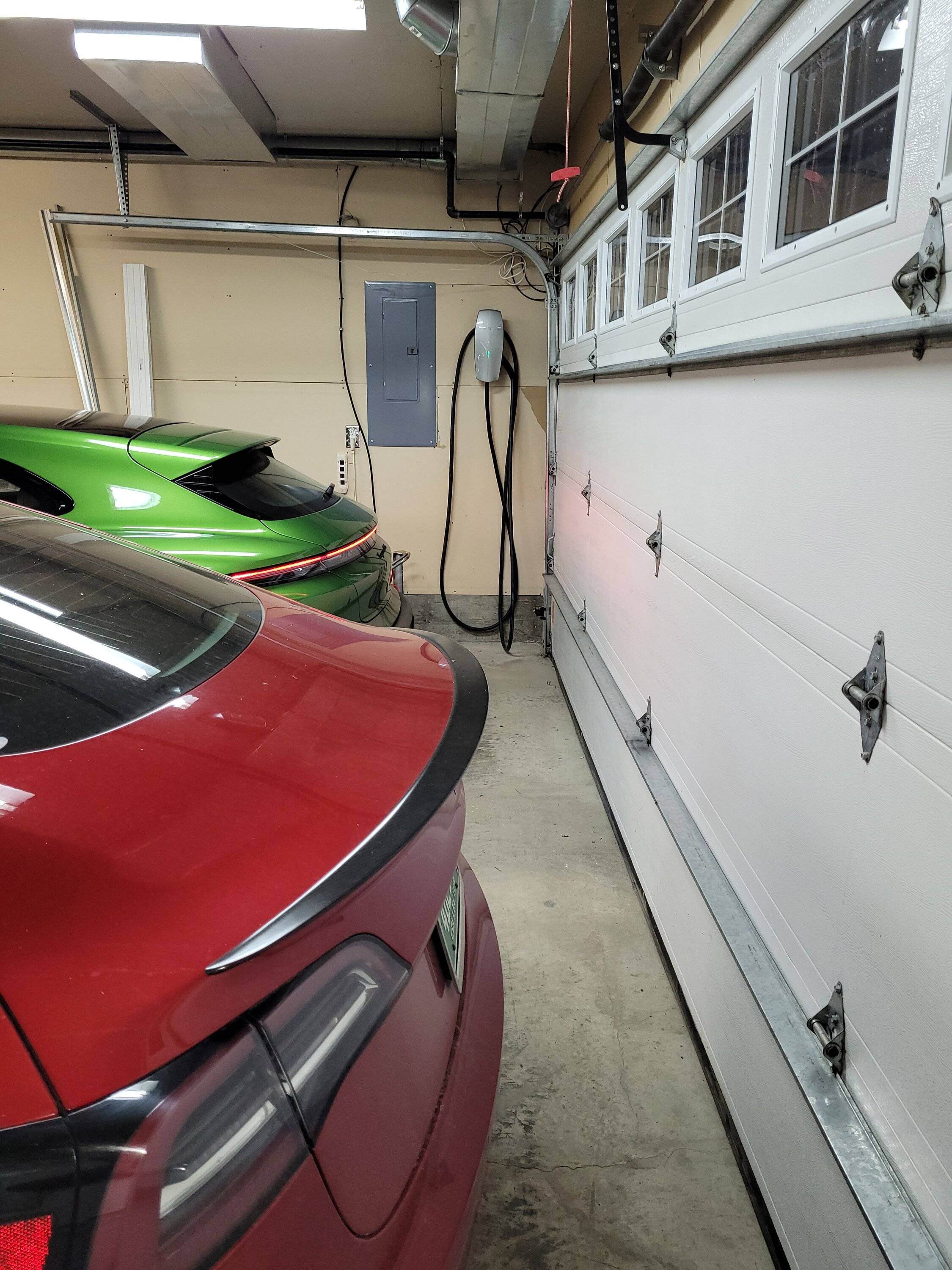 Porsche Taycan Trying out a Tesla - > J1772 40A rated plug adapter 20220907_202522