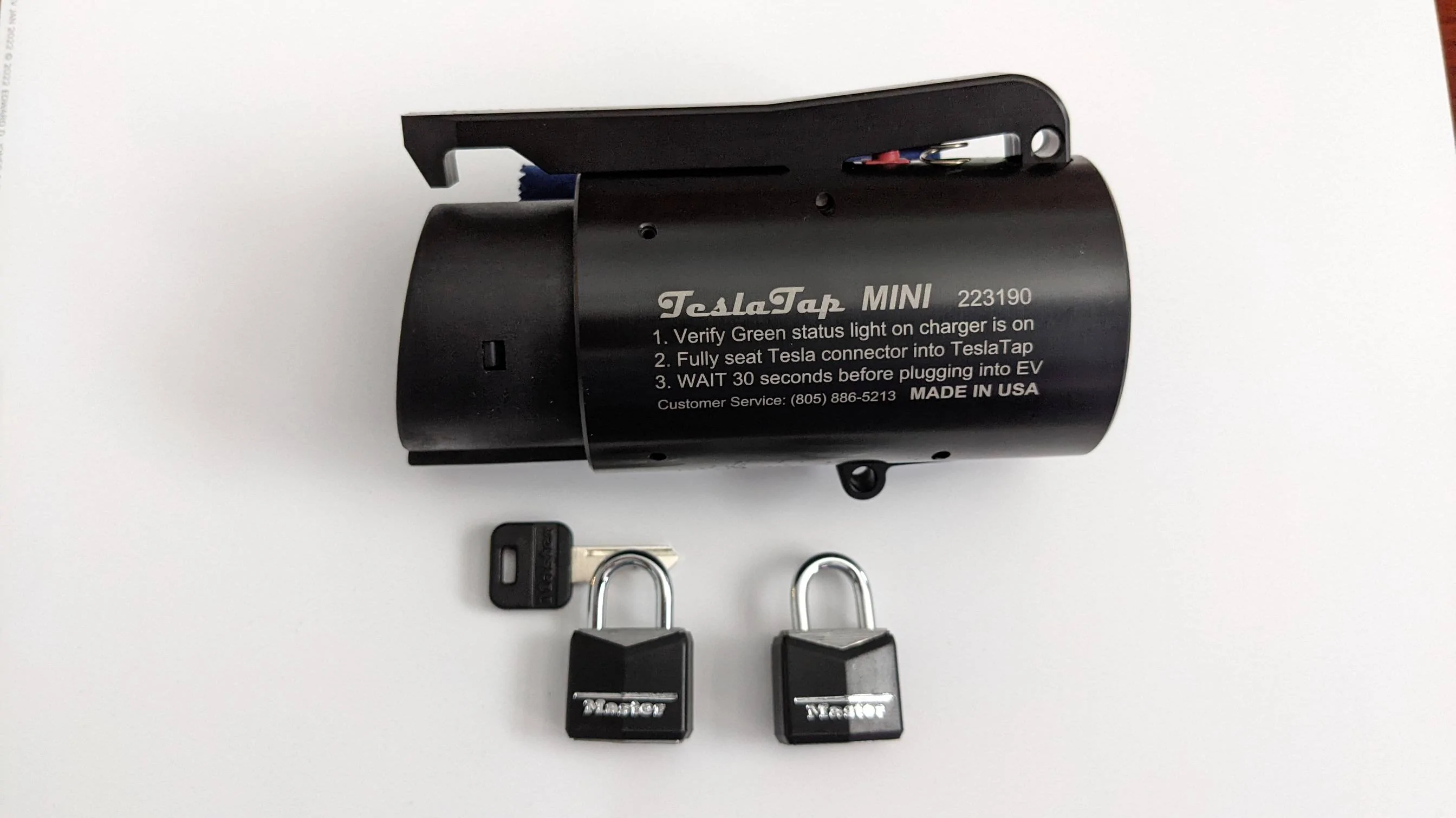 Porsche Taycan Trying out a Tesla - > J1772 40A rated plug adapter PXL_20220806_192600628