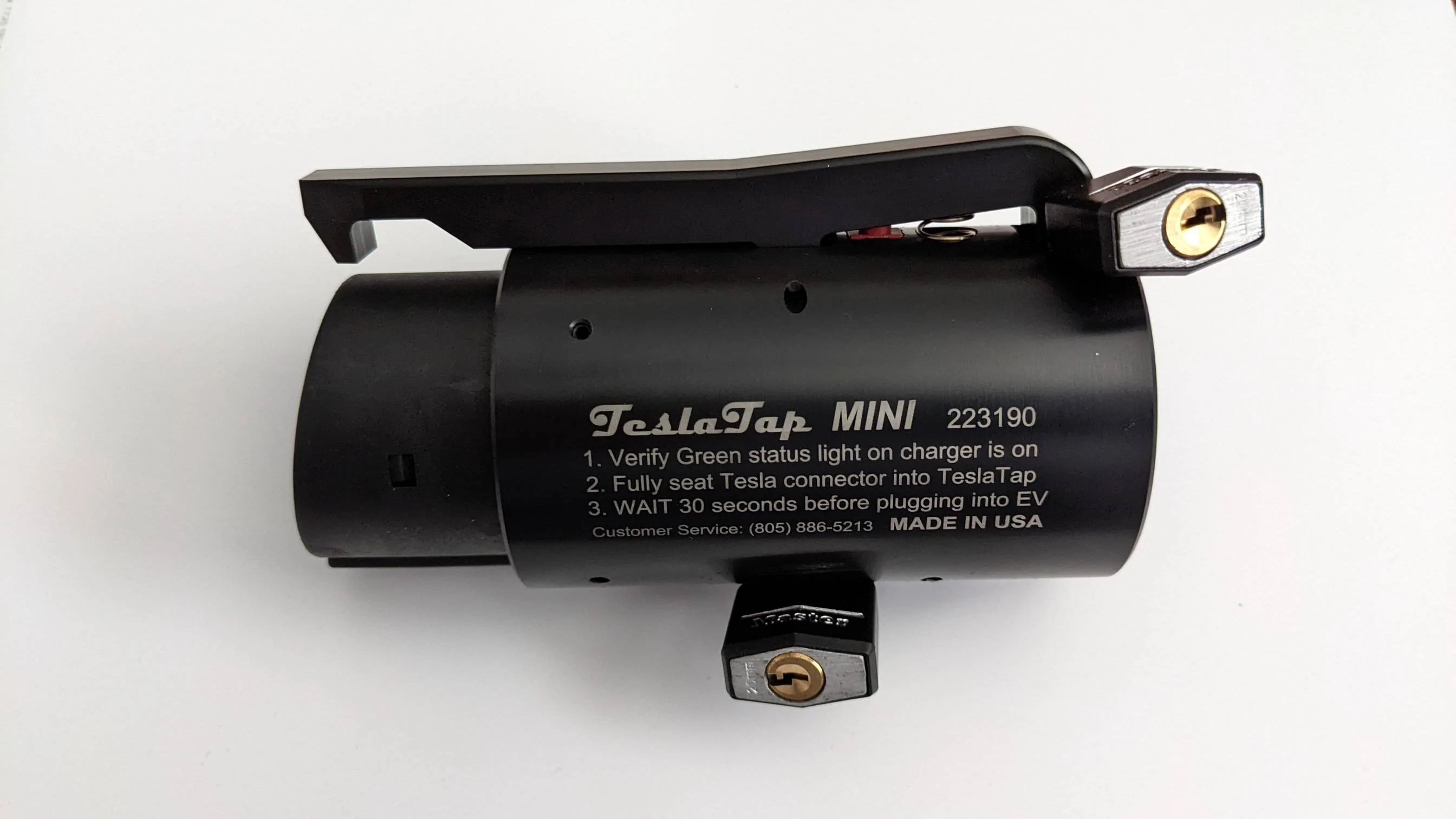 Porsche Taycan Trying out a Tesla - > J1772 40A rated plug adapter PXL_20220806_192706708