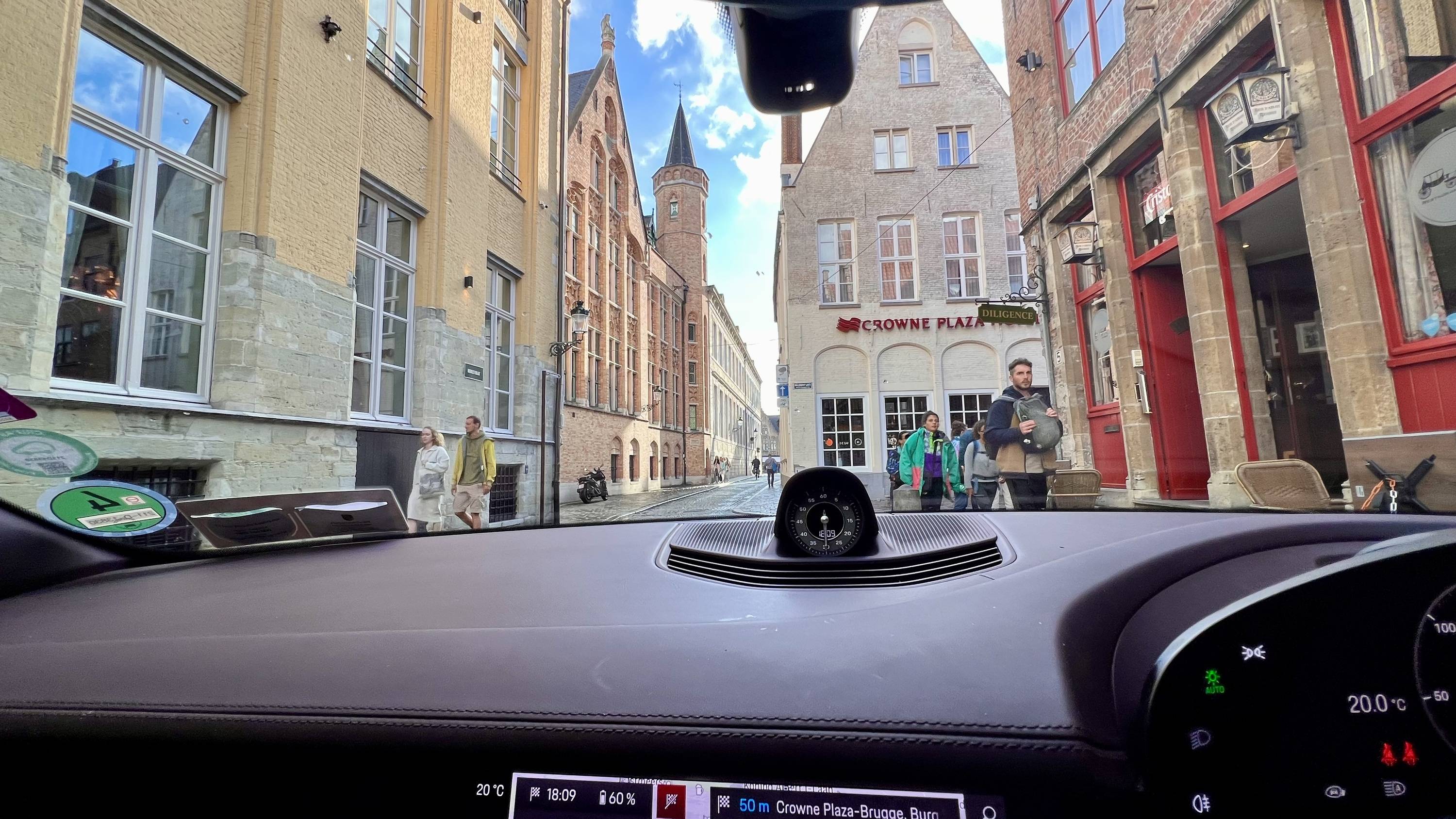 Porsche Taycan Taycan to the Alps 18-day road trip 2022 52347997728_0e189a4bc9_o