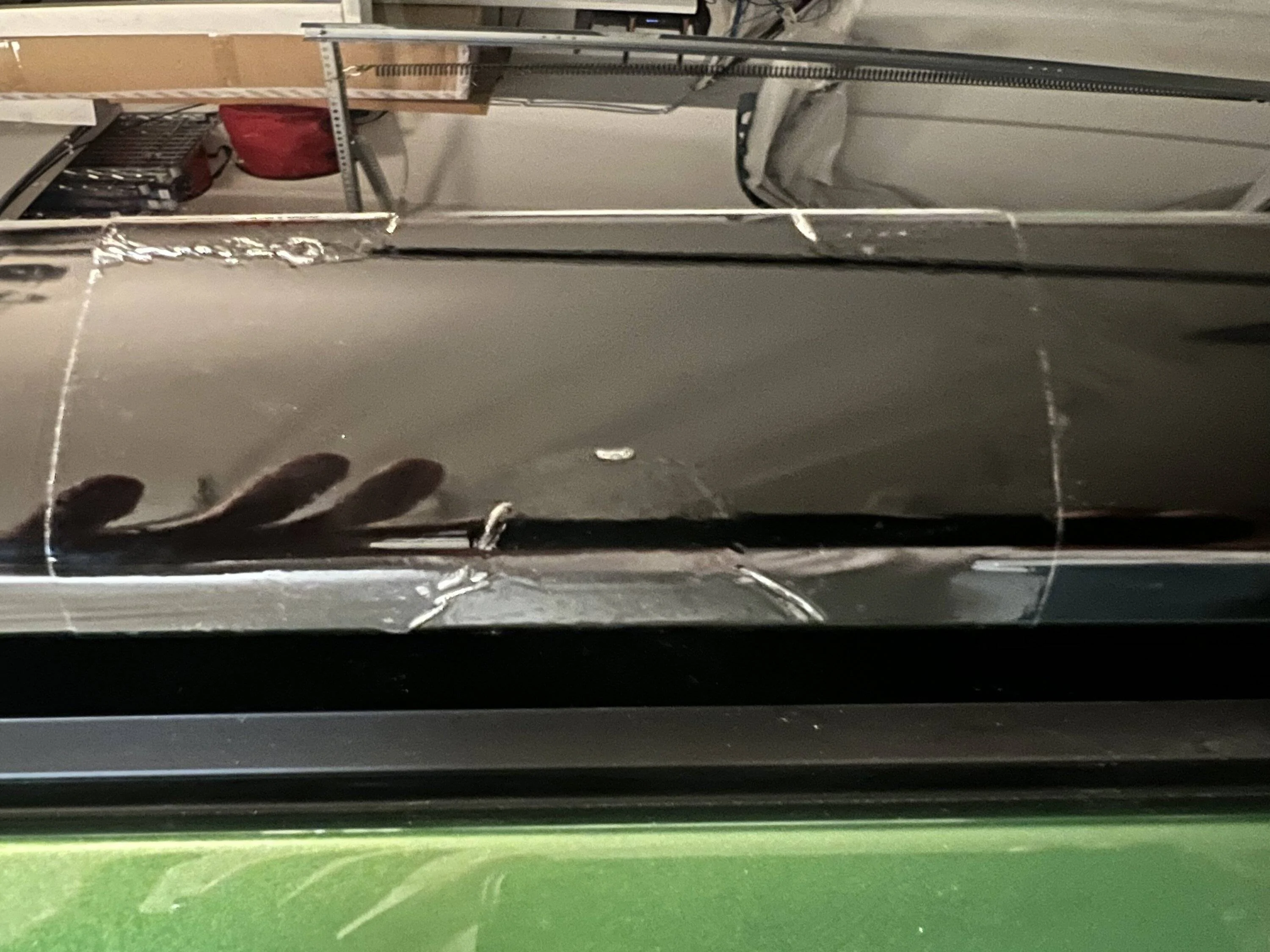 Porsche Taycan Taycan CT4 w/ 2021 vs 2022 Thule Wingbar Edge , Thule Vector M roofbox 01E18F25-DDC7-44F6-B977-1B466701C76A