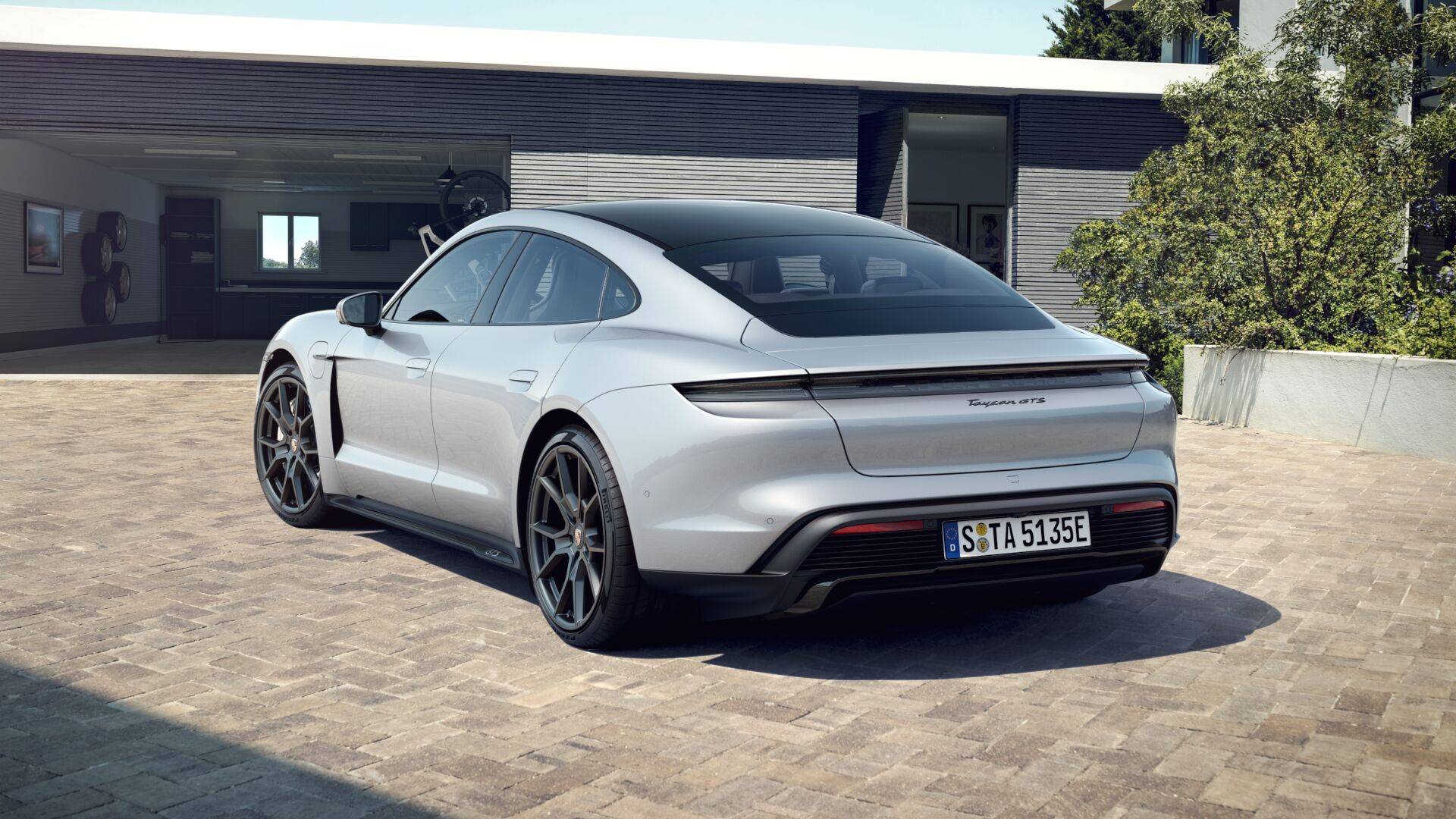 Porsche Taycan ICE GREY Taycan Club 59EF7DDE-D693-43D2-AAD9-7F3E456B6465