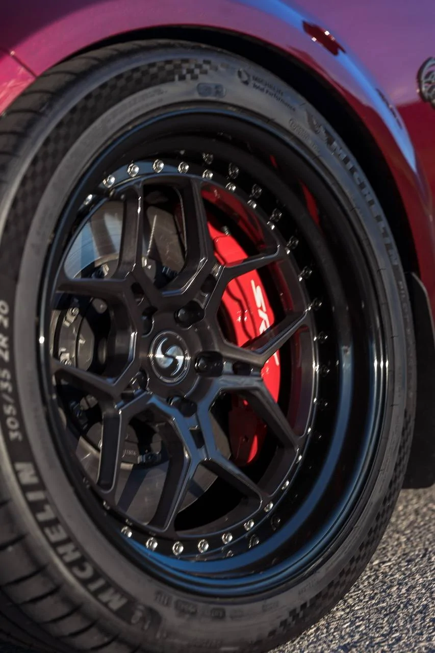 Porsche Taycan Signature Wheel - Now Here For The Taycan! F6C1E894-288A-4513-A68E-FF423B6B8E78