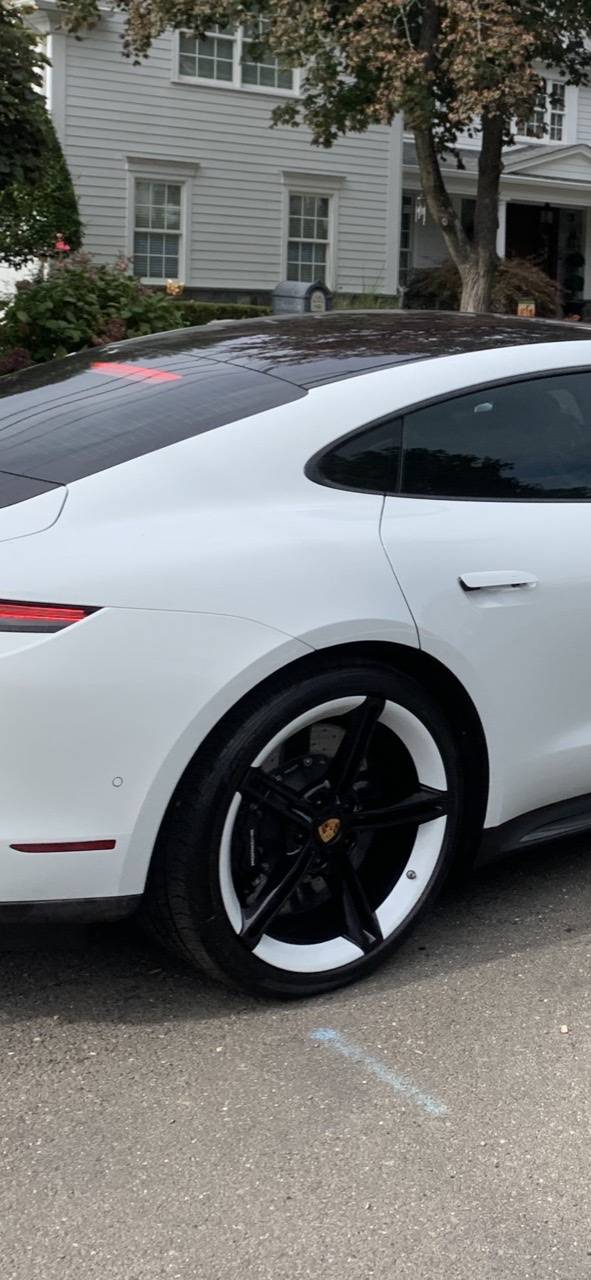 Porsche Taycan most underrated option for taycan to tick? 367E0B57-3414-4597-AE9F-9FFF46AD11CC