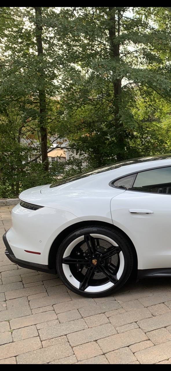 Porsche Taycan most underrated option for taycan to tick? 171AA767-2AE3-4FAC-B0DE-EE63C59246A1